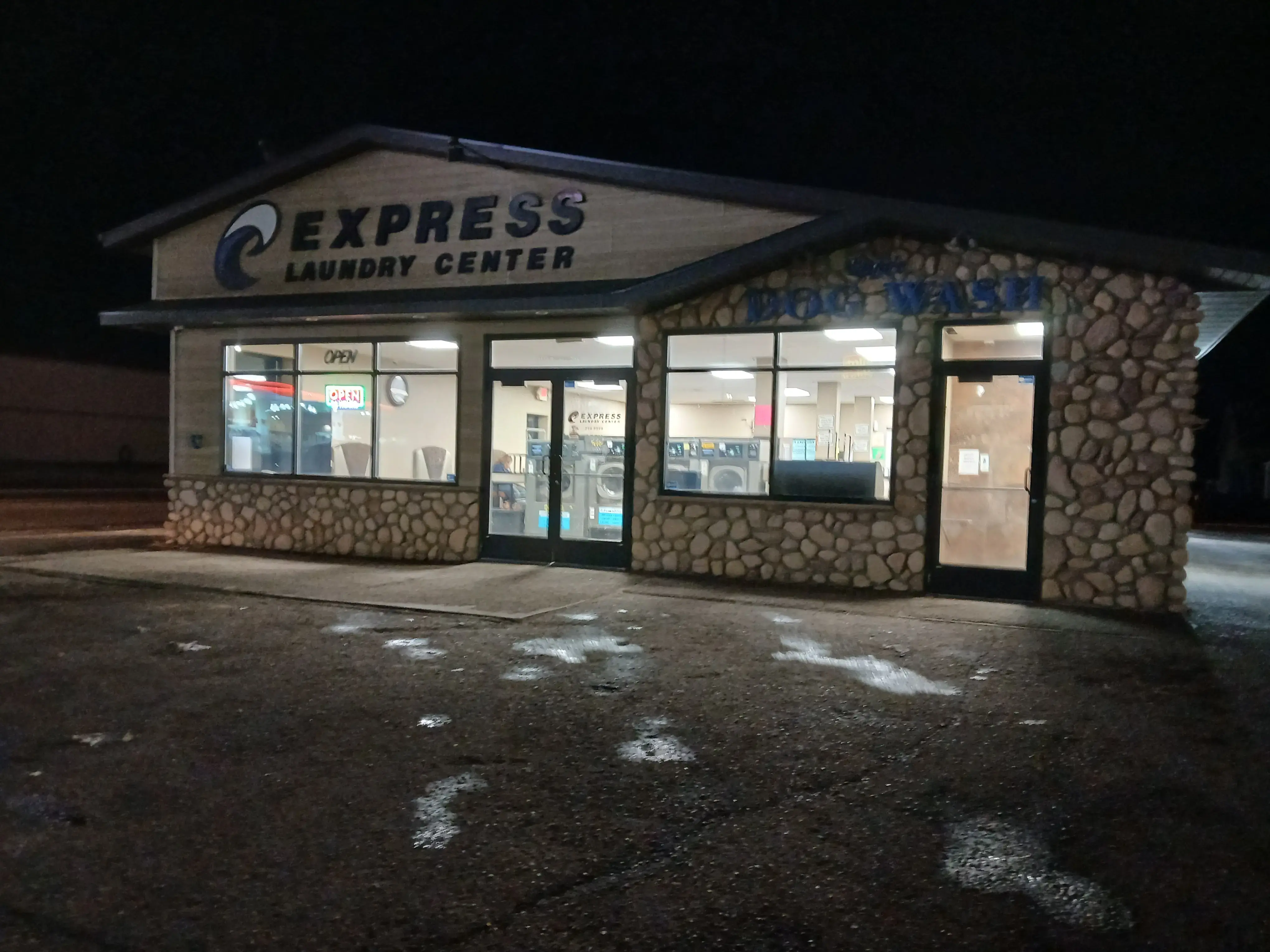 Express Laundry Center - Image 6