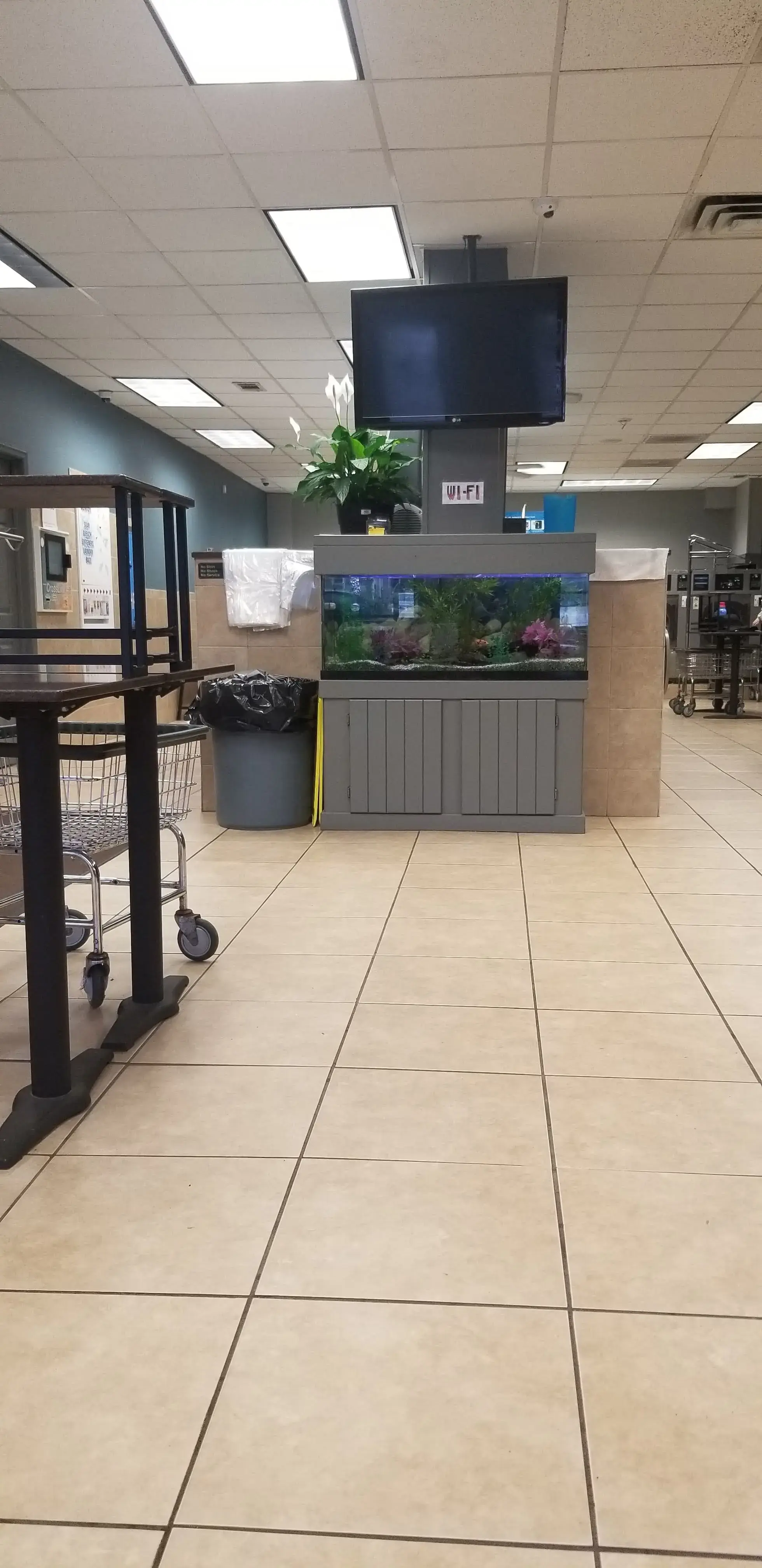 Express Laundry Center thumbnail 13