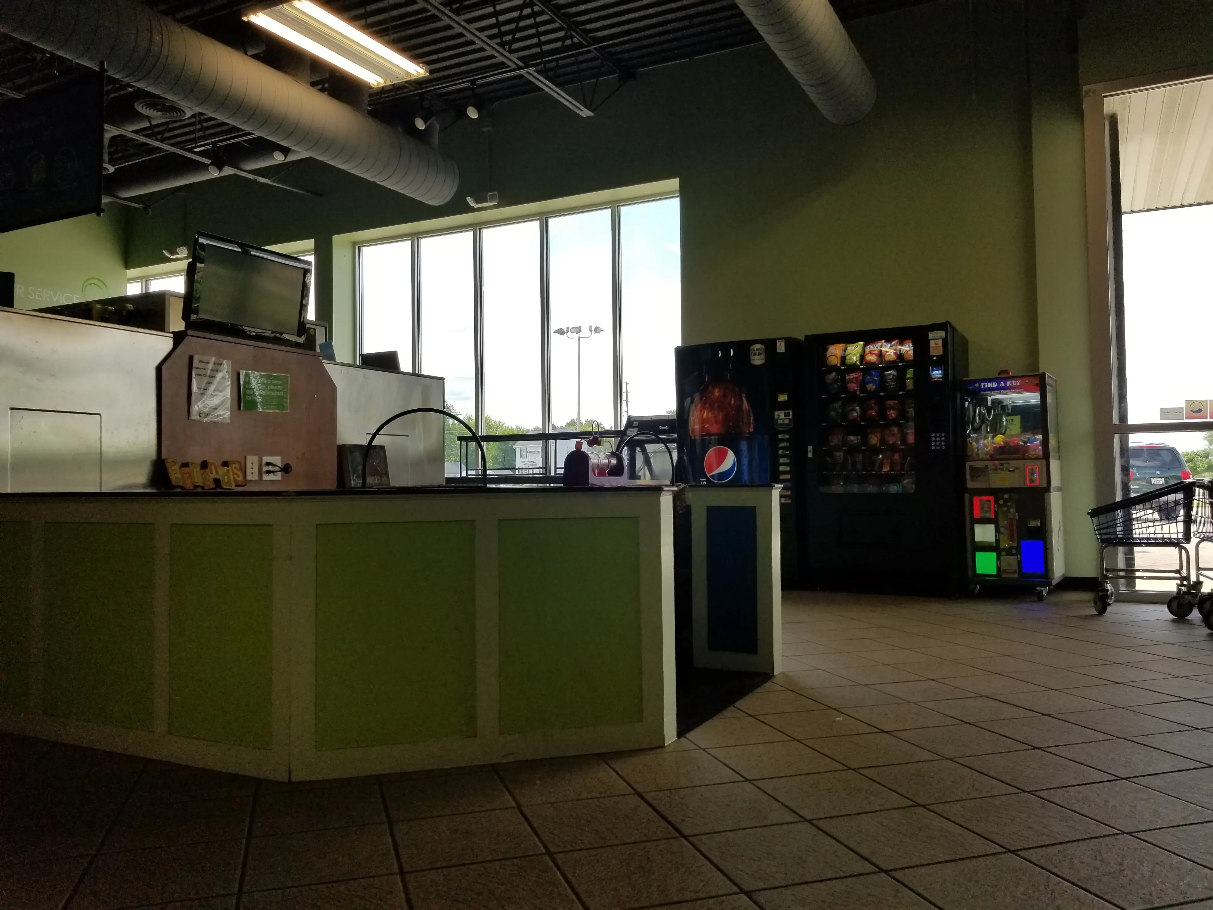 Express Laundry Center thumbnail 8
