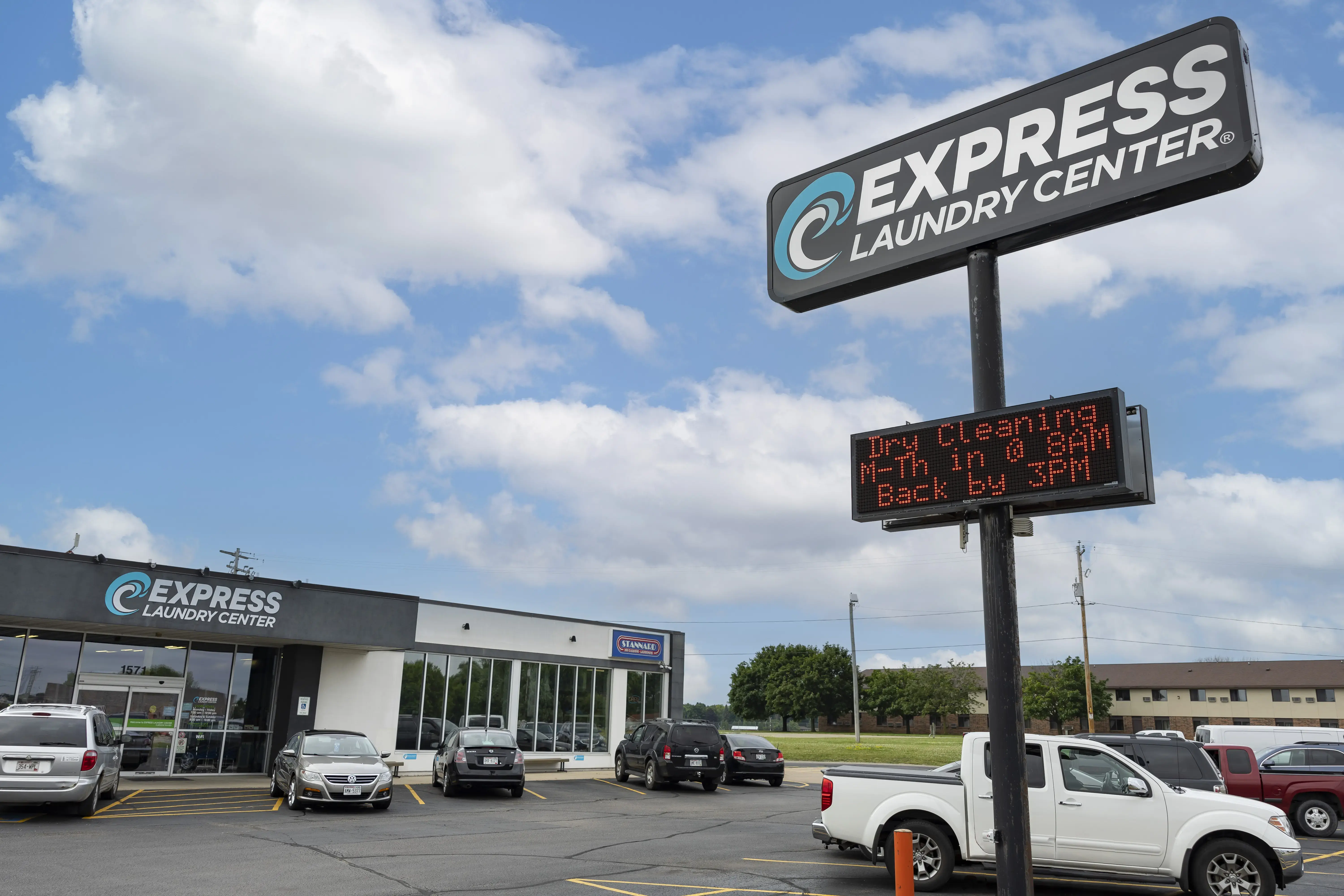 Express Laundry Center thumbnail 2