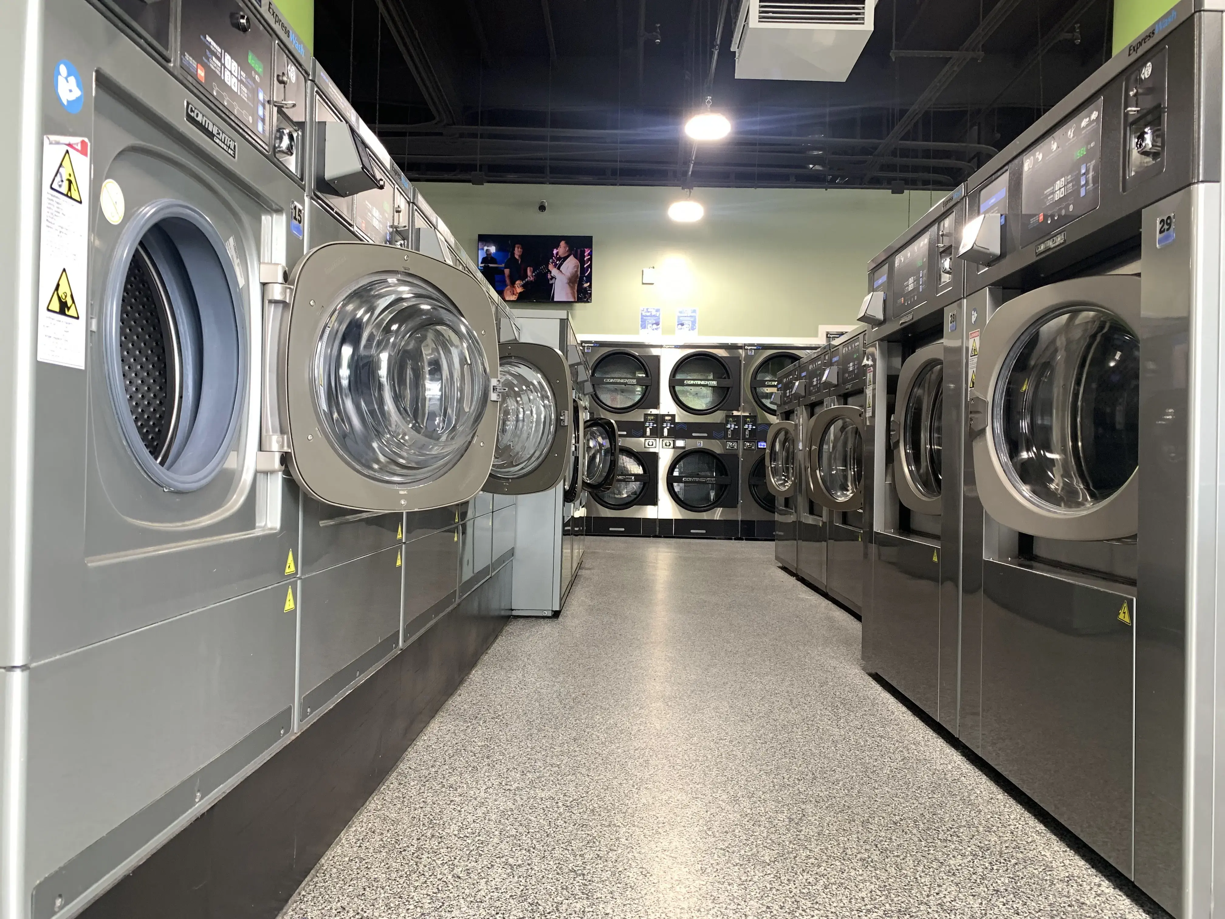 Express Laundry Center - Image 1