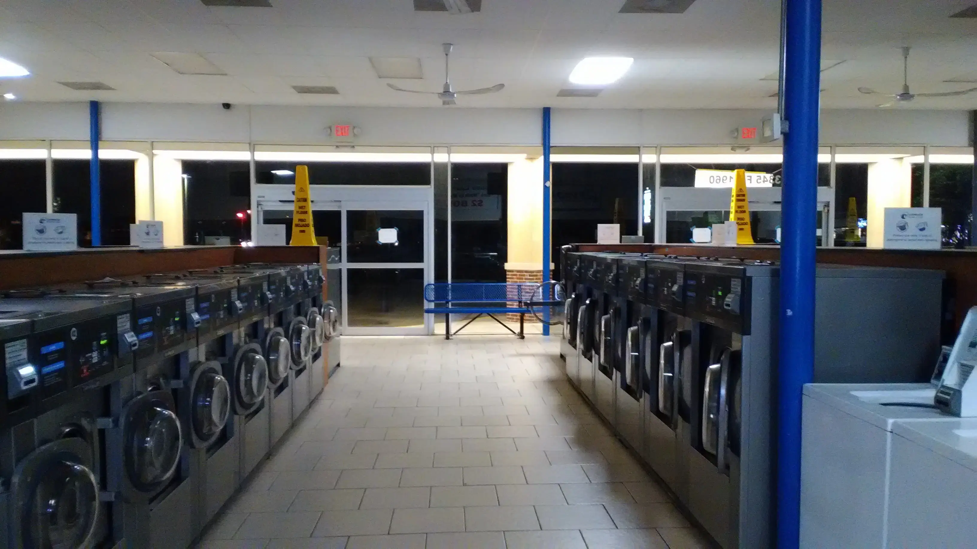 Express Laundry Center Washateria & Laundromat thumbnail 15