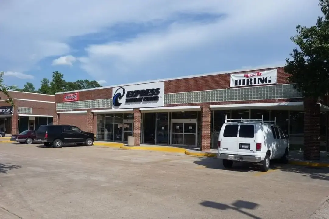 Express Laundry Center Washateria & Laundromat - Image 3