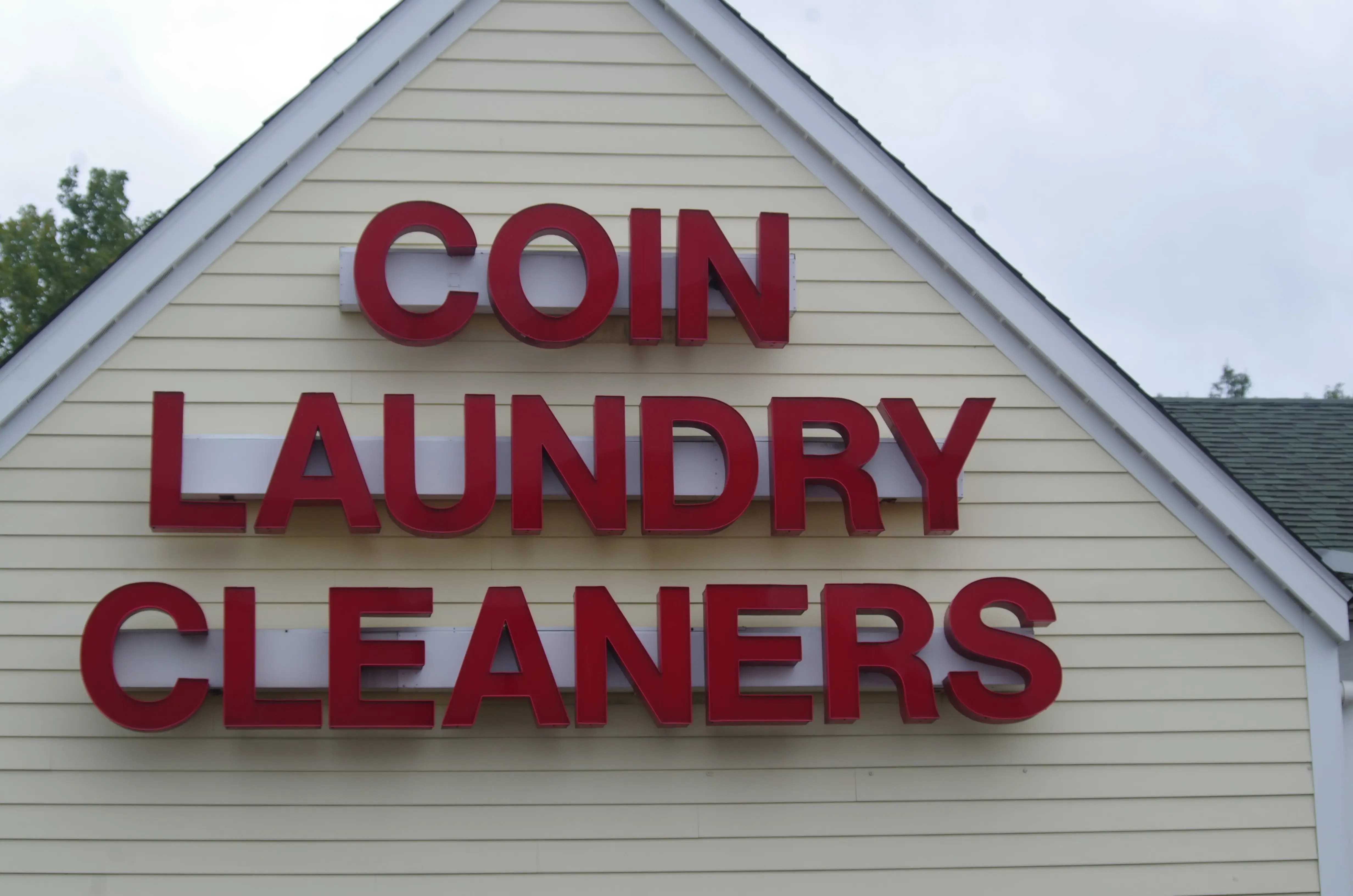 Express Laundry & Dry Cleaning - Image 10