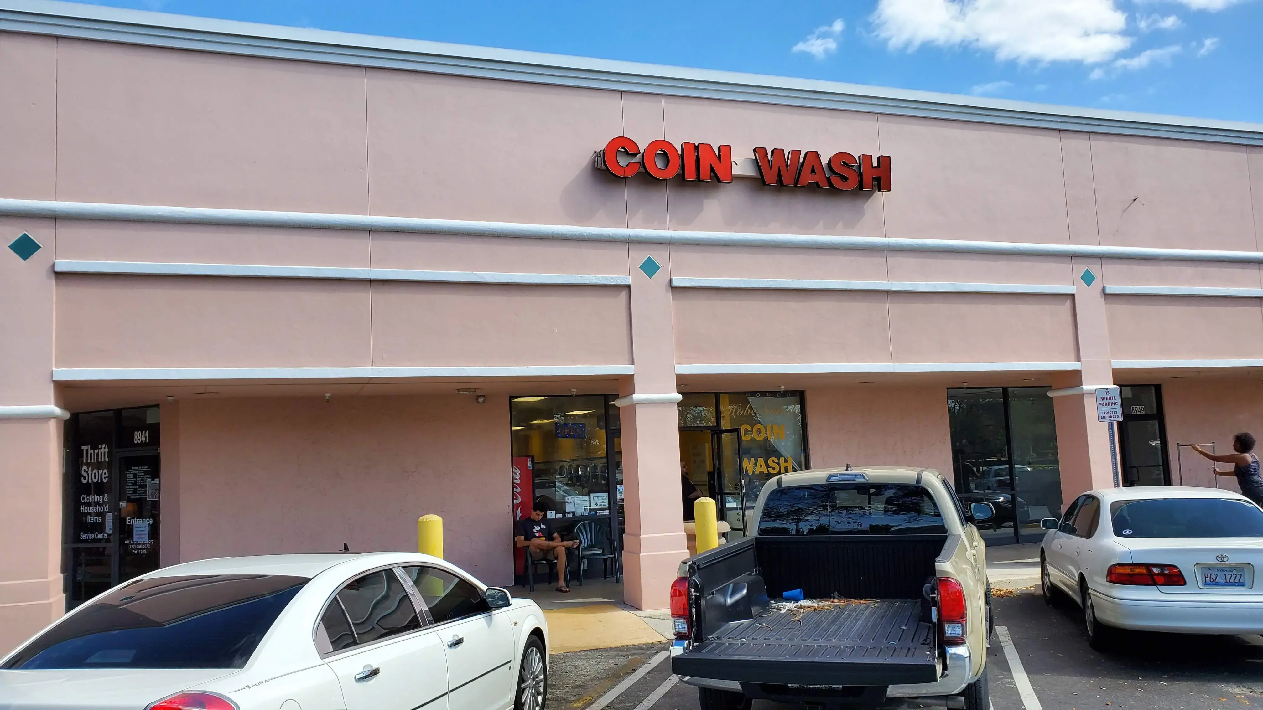 Express Laundry - Image 7