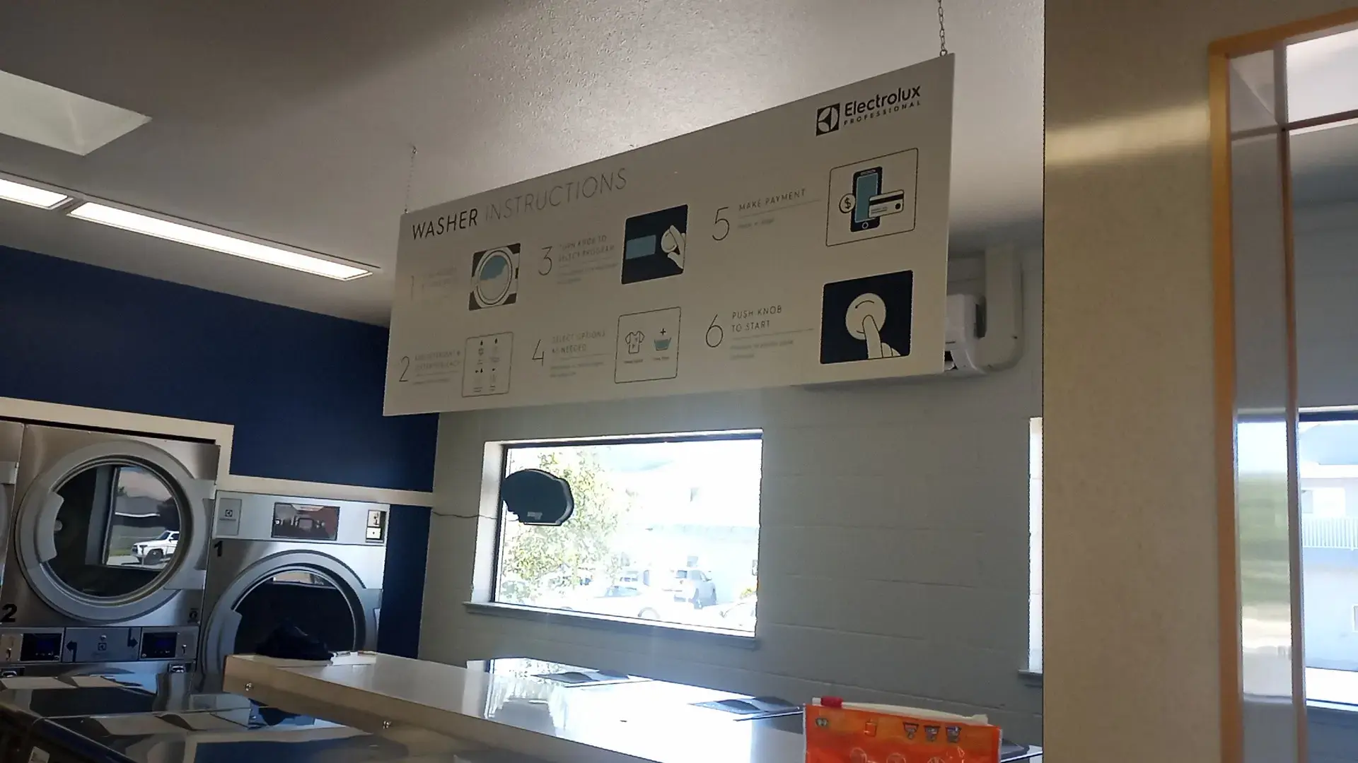 Express Laundry Lounge- Woodside - Image 7