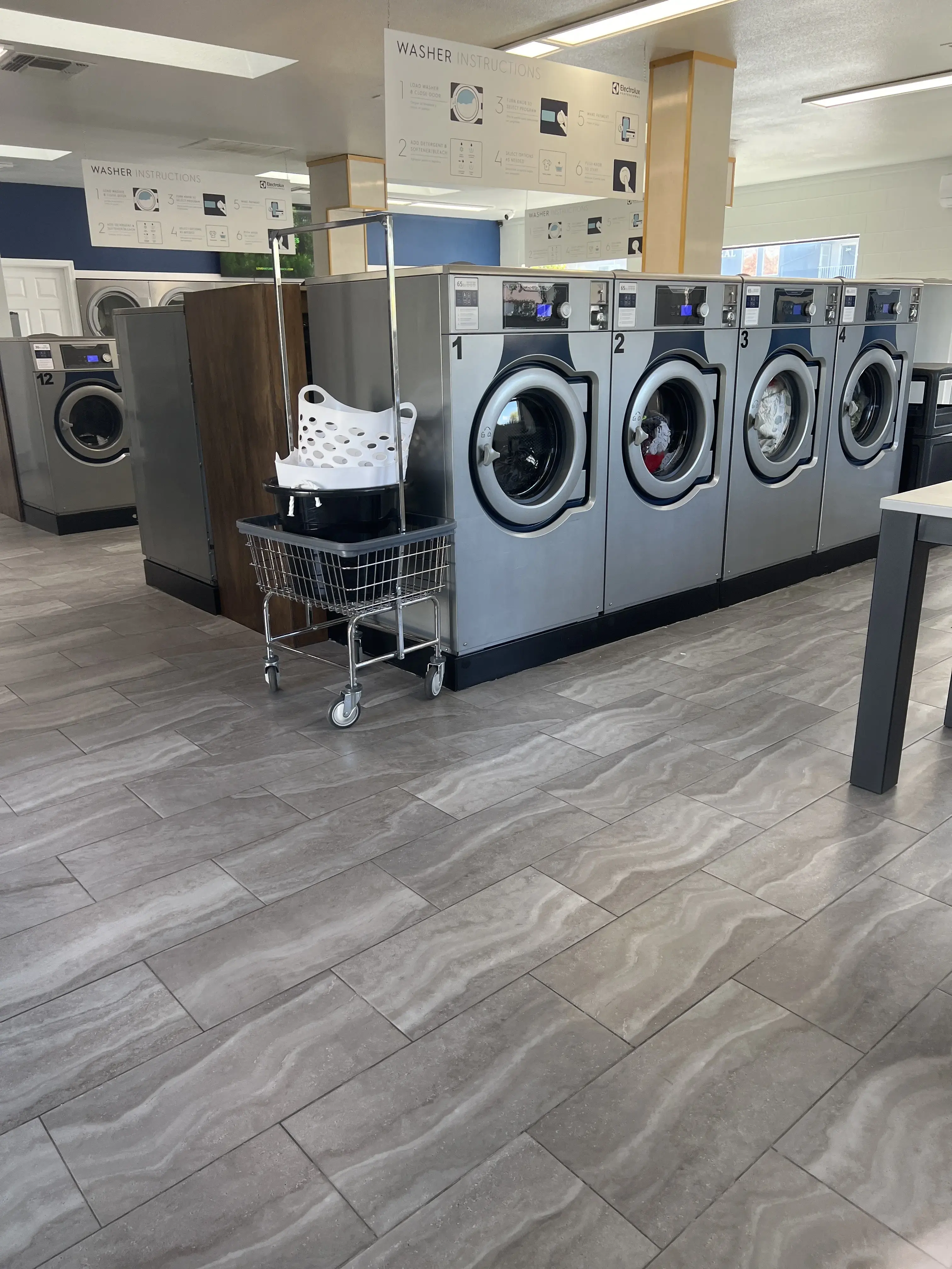 Express Laundry Lounge- Woodside thumbnail 15