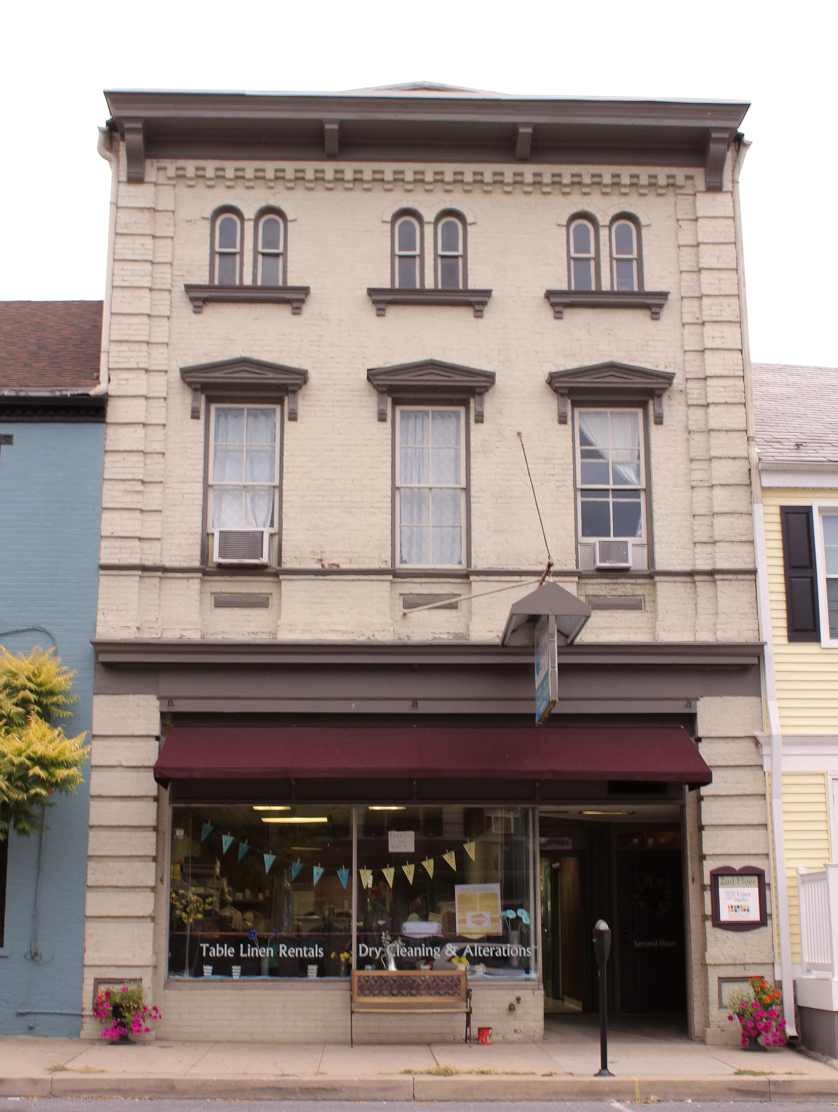 Express Laundry - Image 3