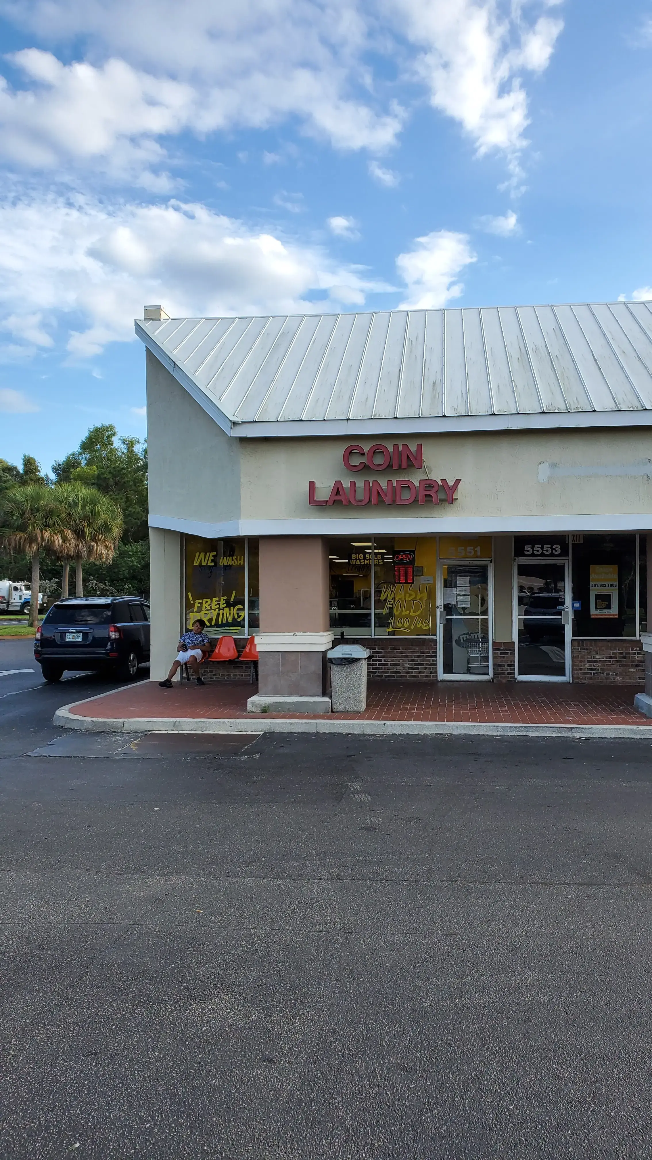 Express Laundry - Image 2