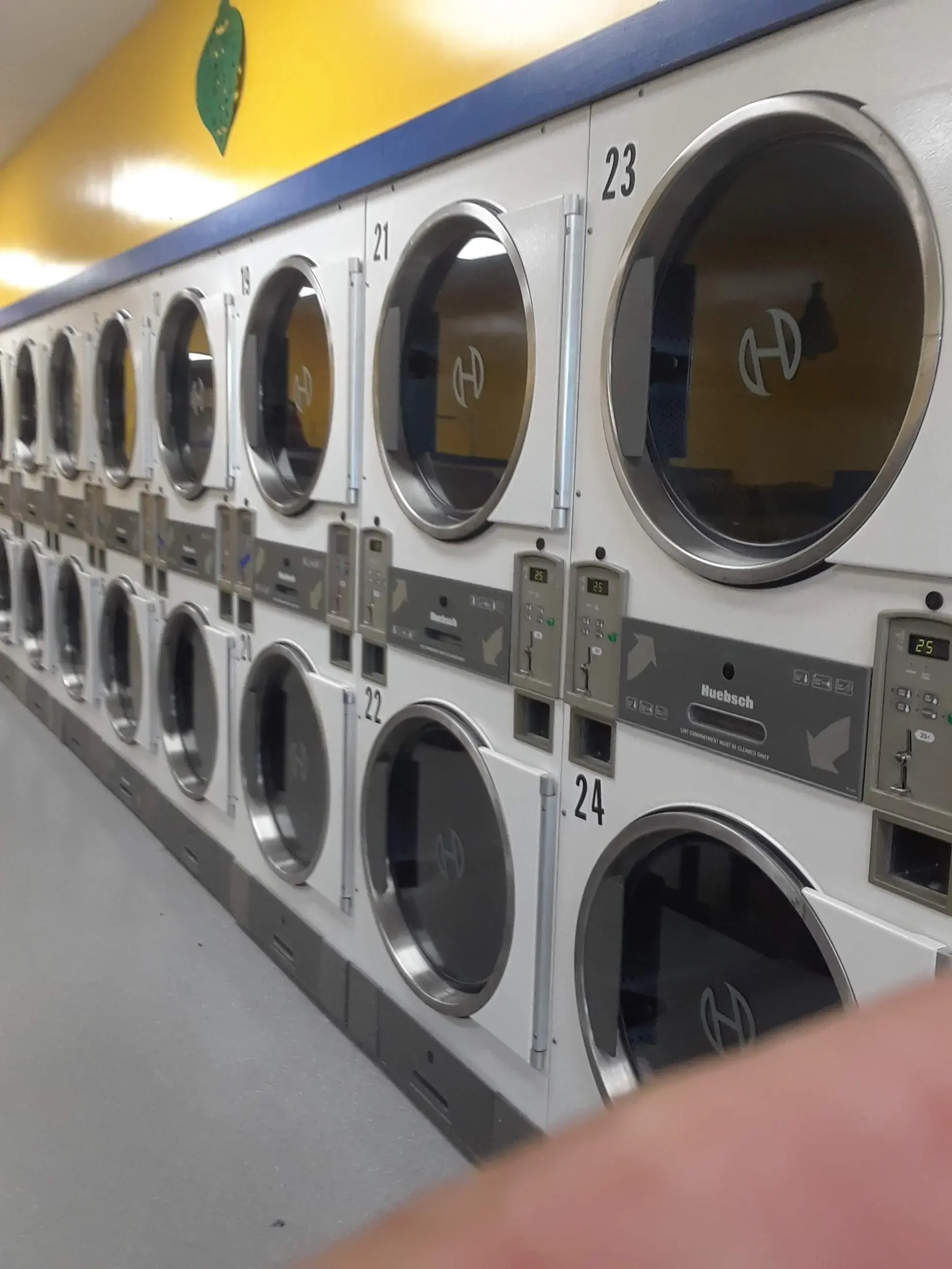 Express Laundry - Image 15