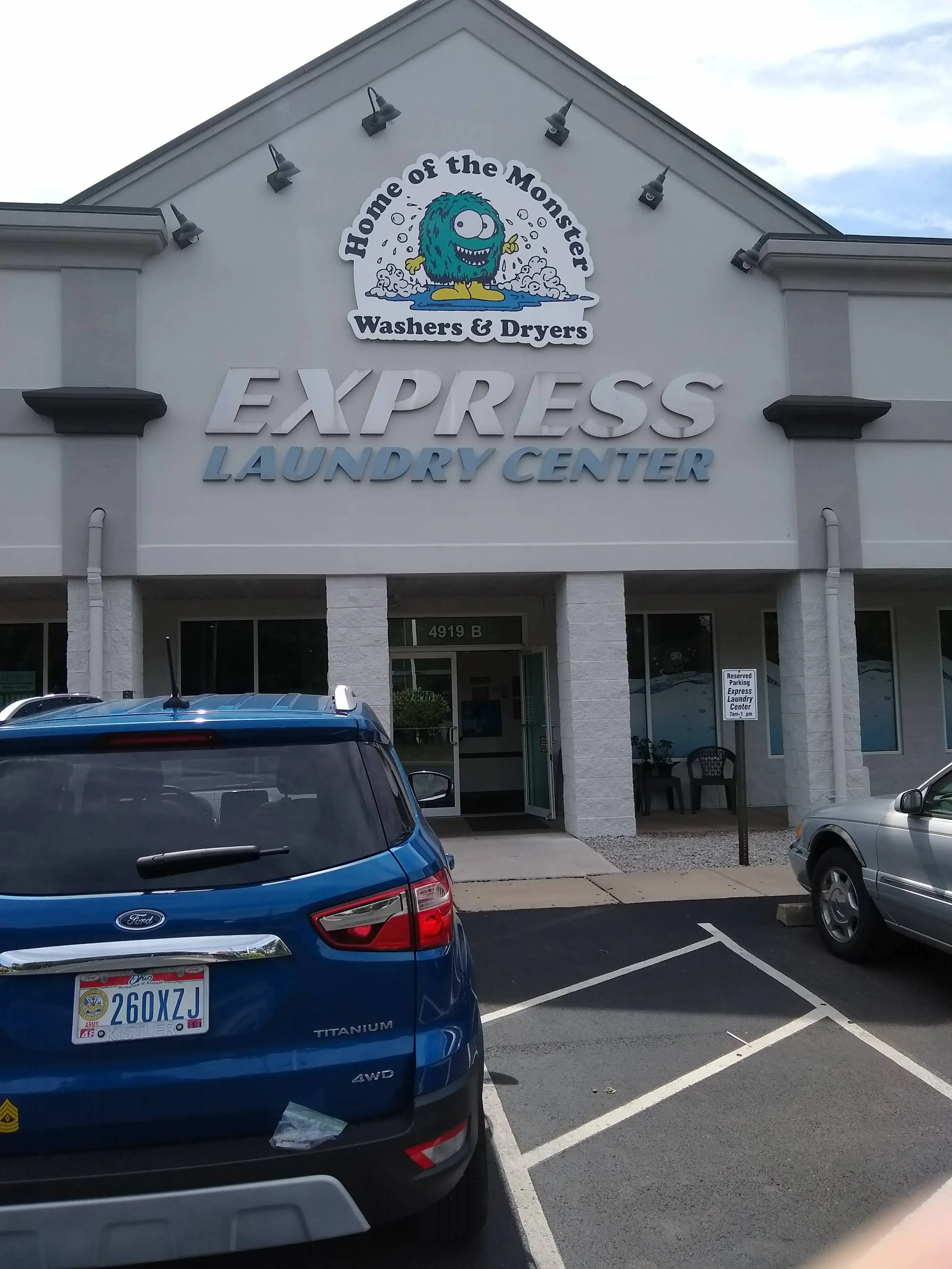 Express Laundry thumbnail 8