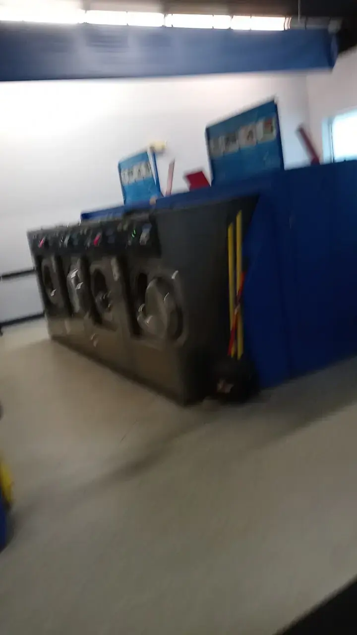 Express Laundry thumbnail 10