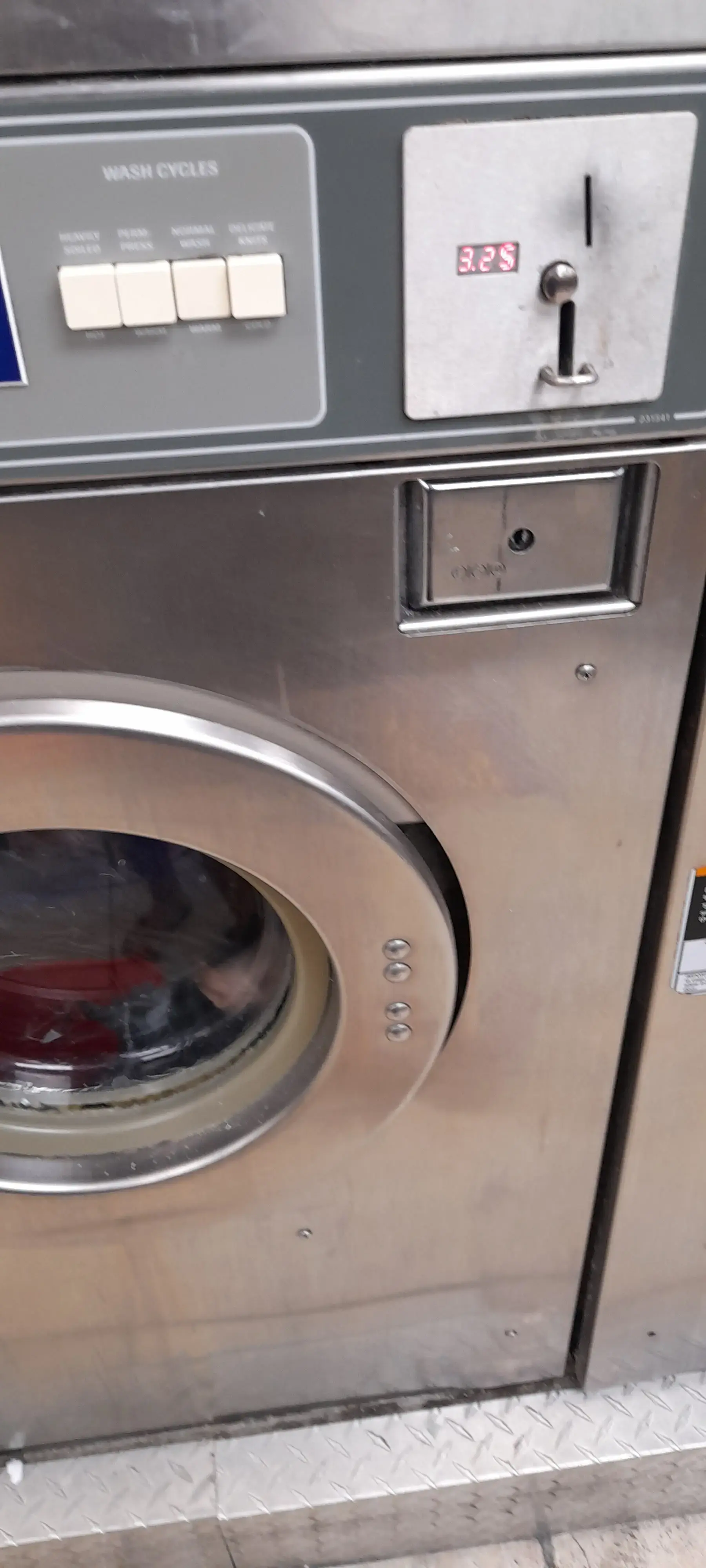 Express Laundry - Image 2