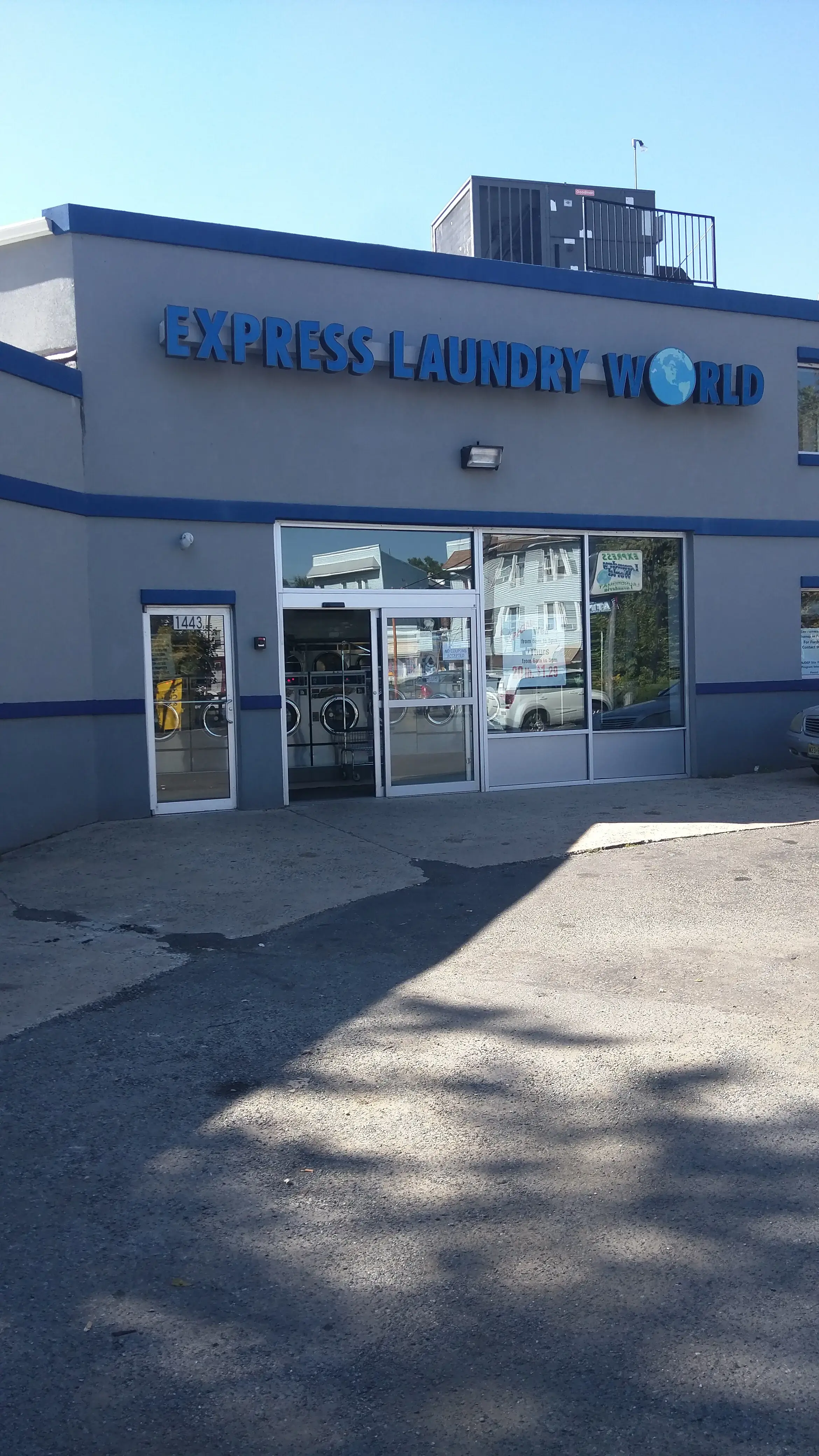 Express Laundry World thumbnail 11