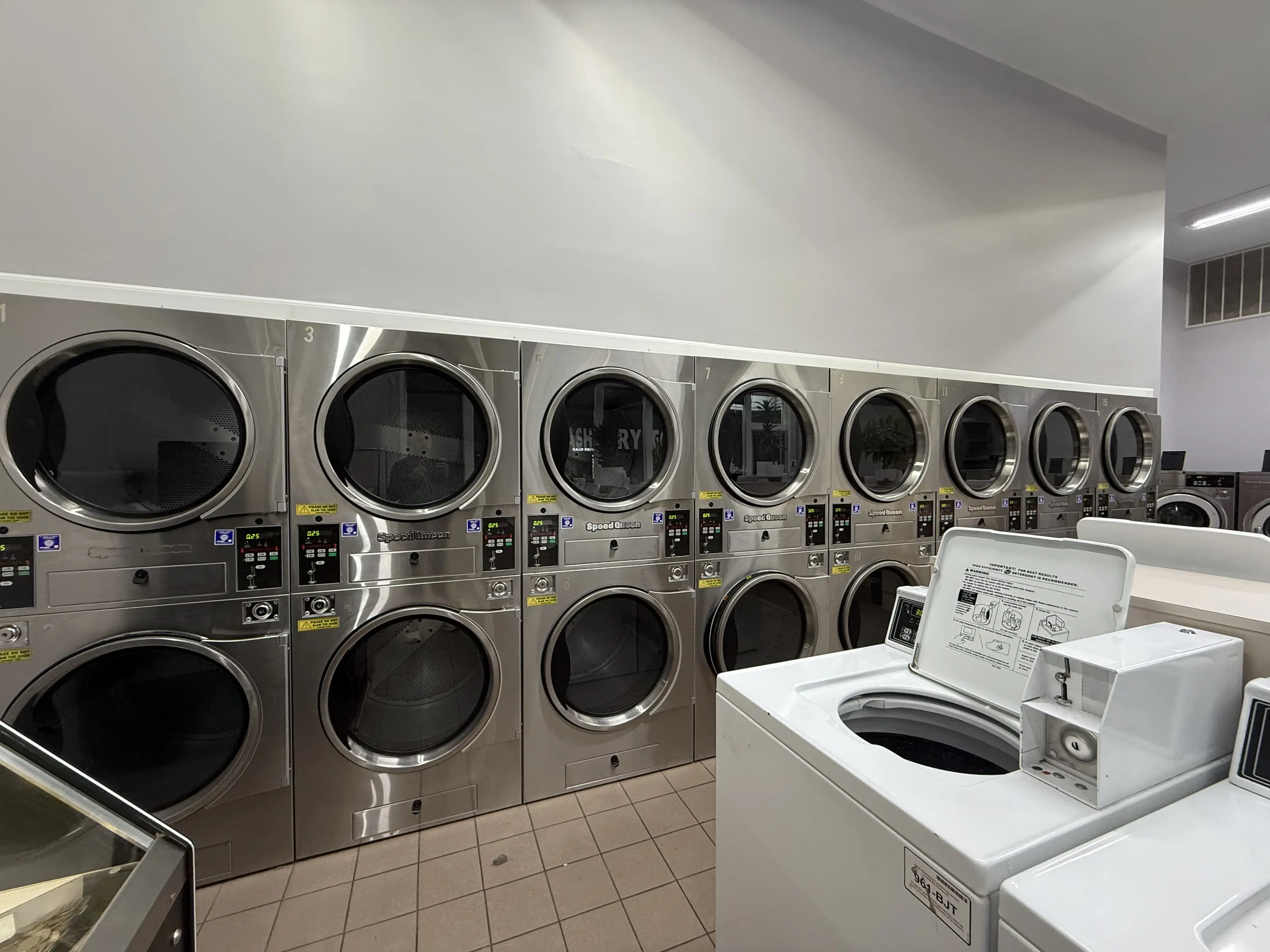 Express Wash N Fold Bogota NJ location