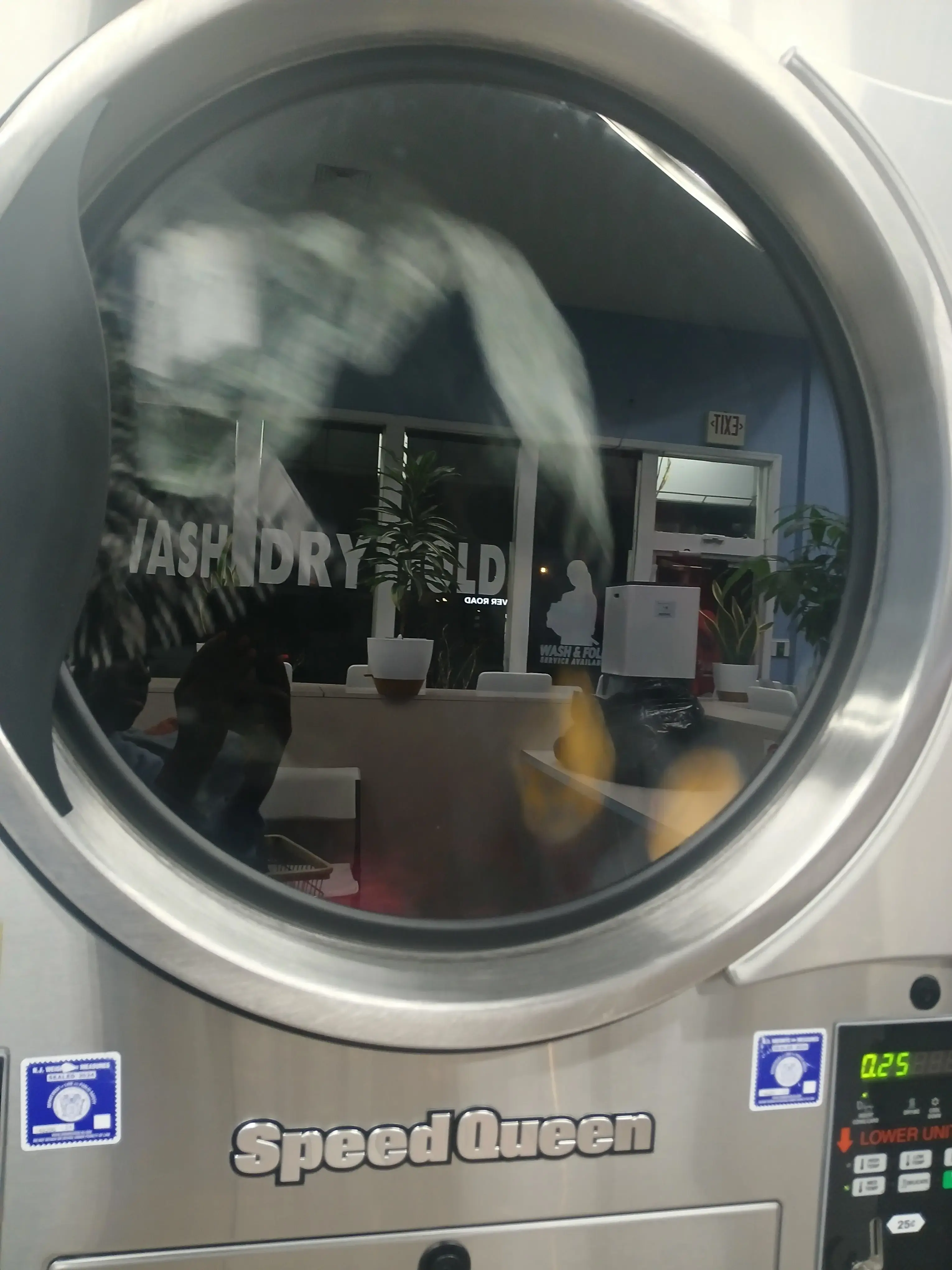 Express Wash N Fold Bogota NJ - Image 8