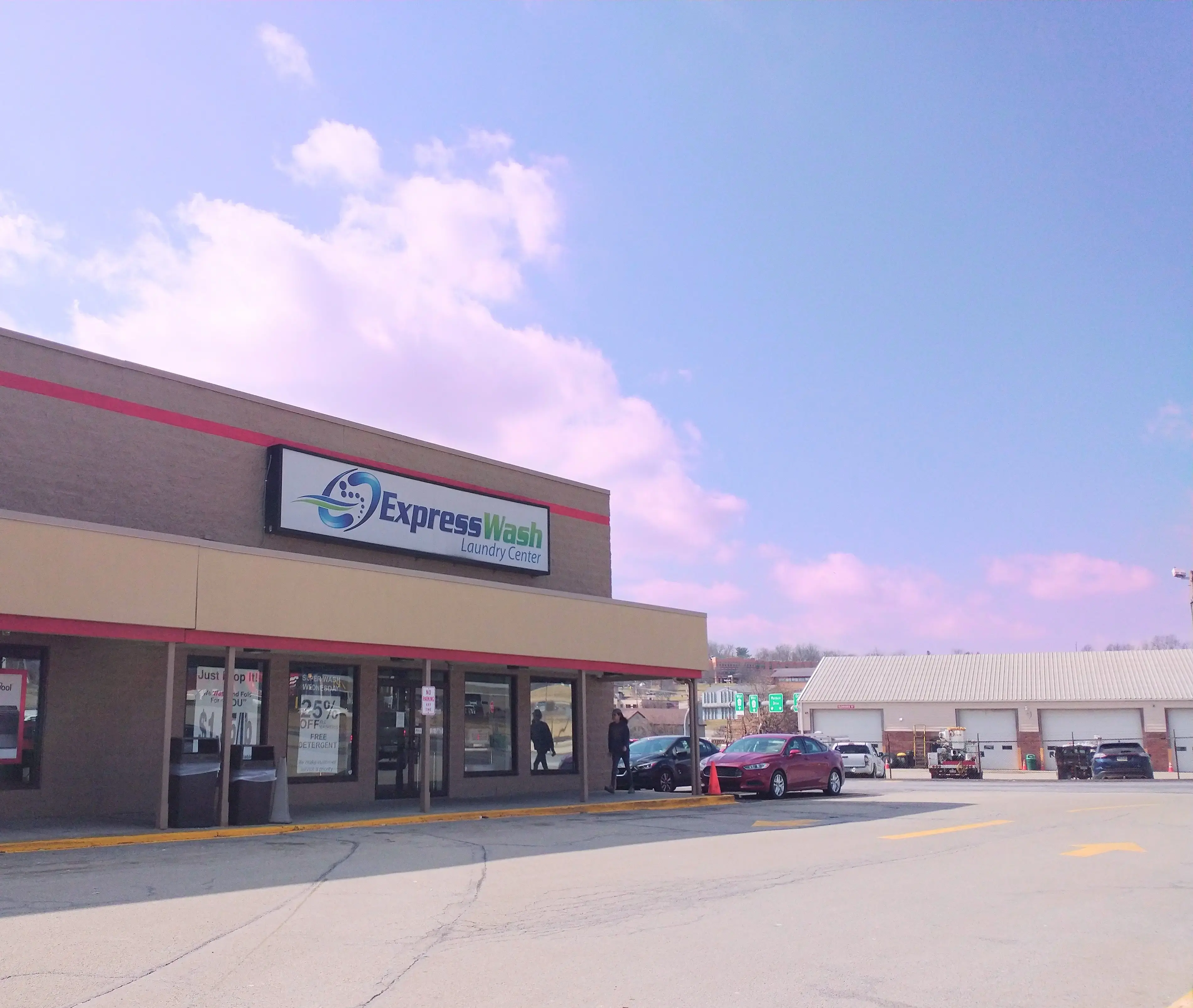 ExpressWash Laundry Center thumbnail 12