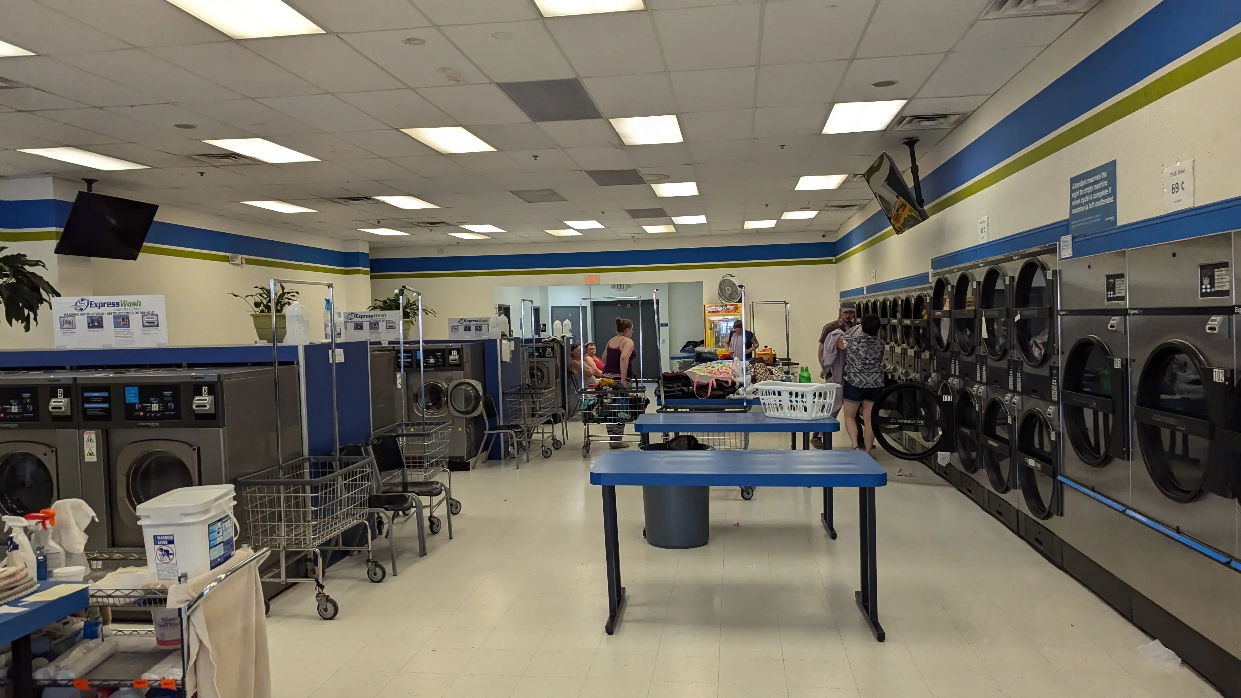 ExpressWash Laundry Center thumbnail 2