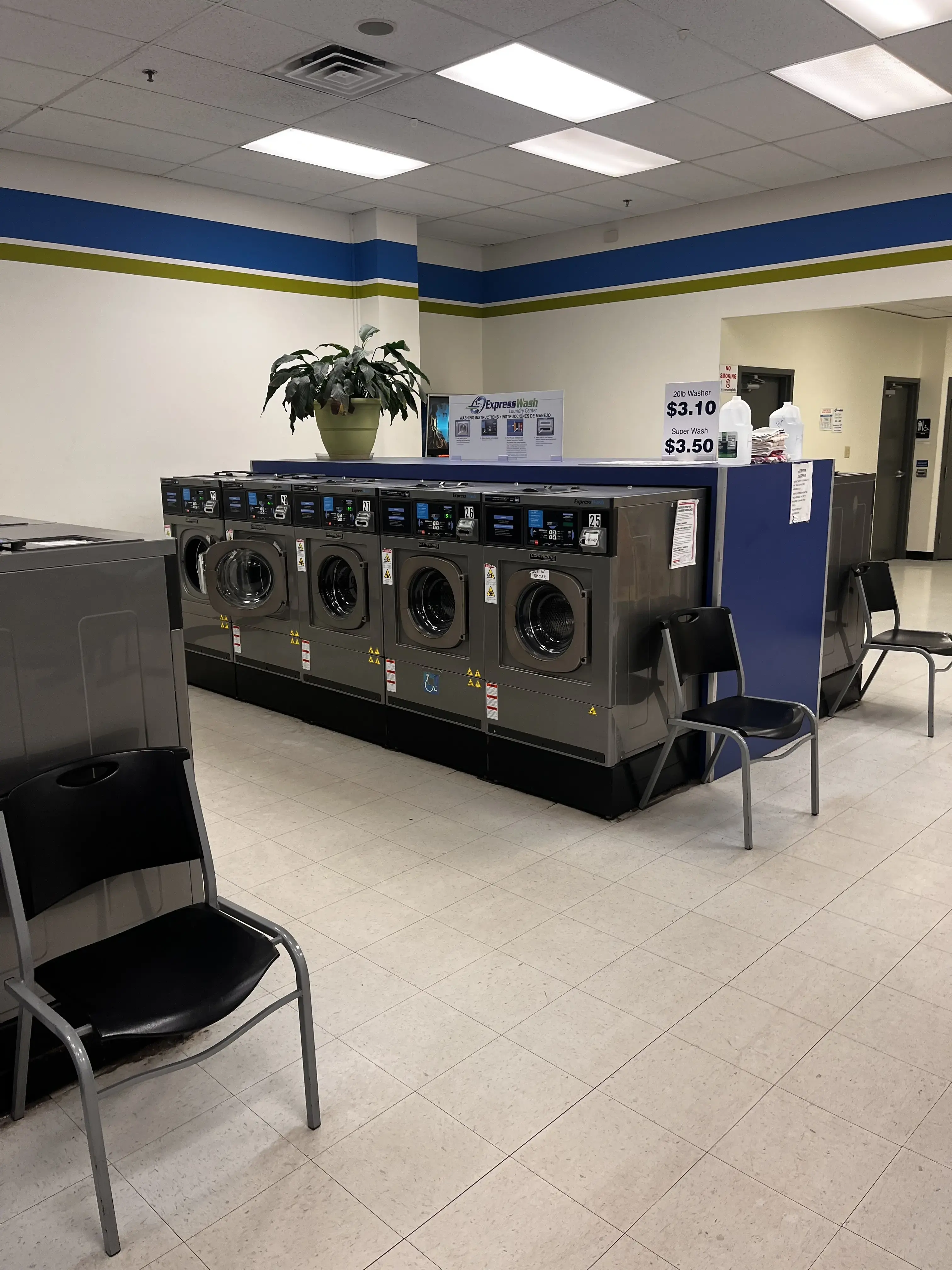 ExpressWash Laundry Center - Image 8