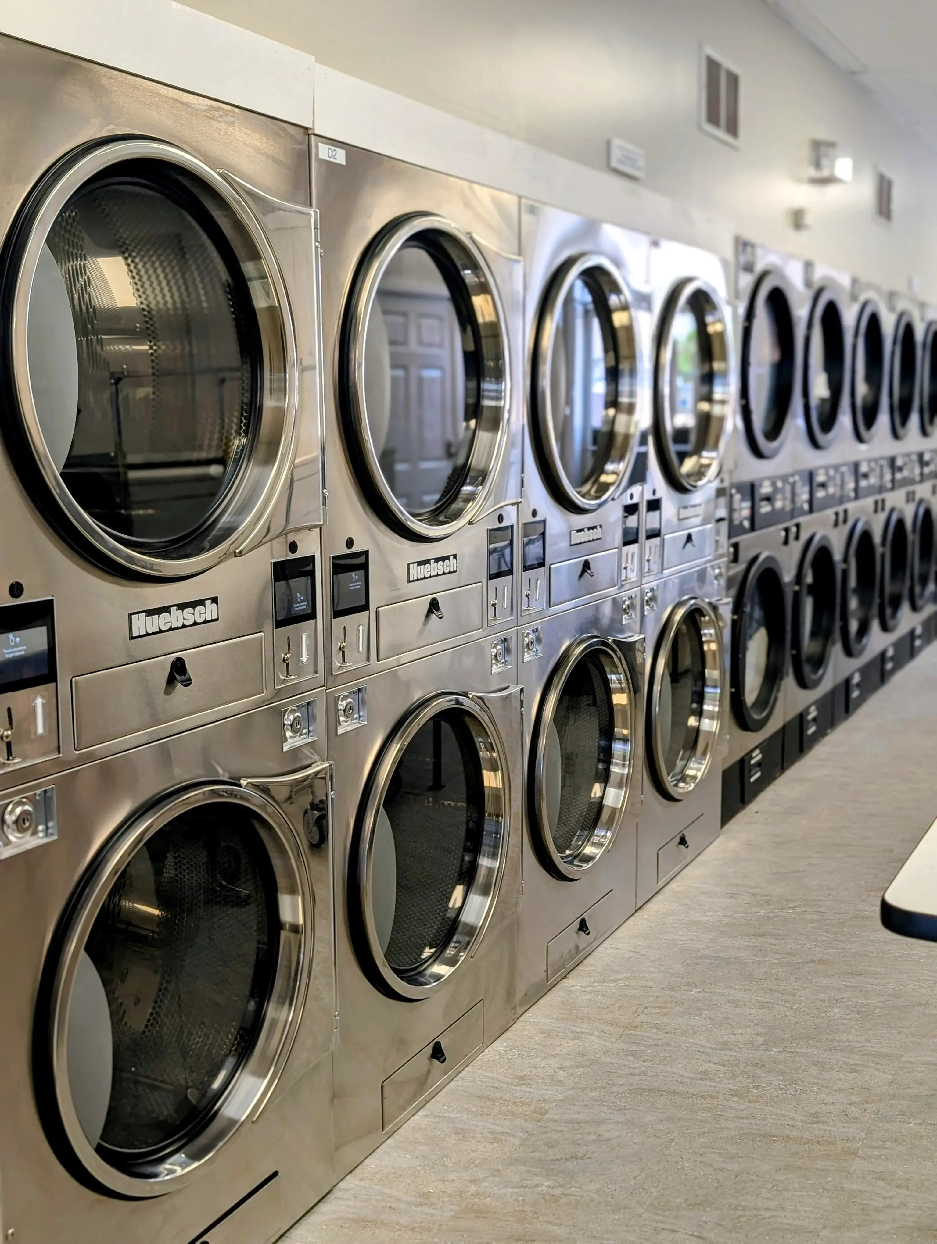 EZ Clean Laundromat thumbnail 11