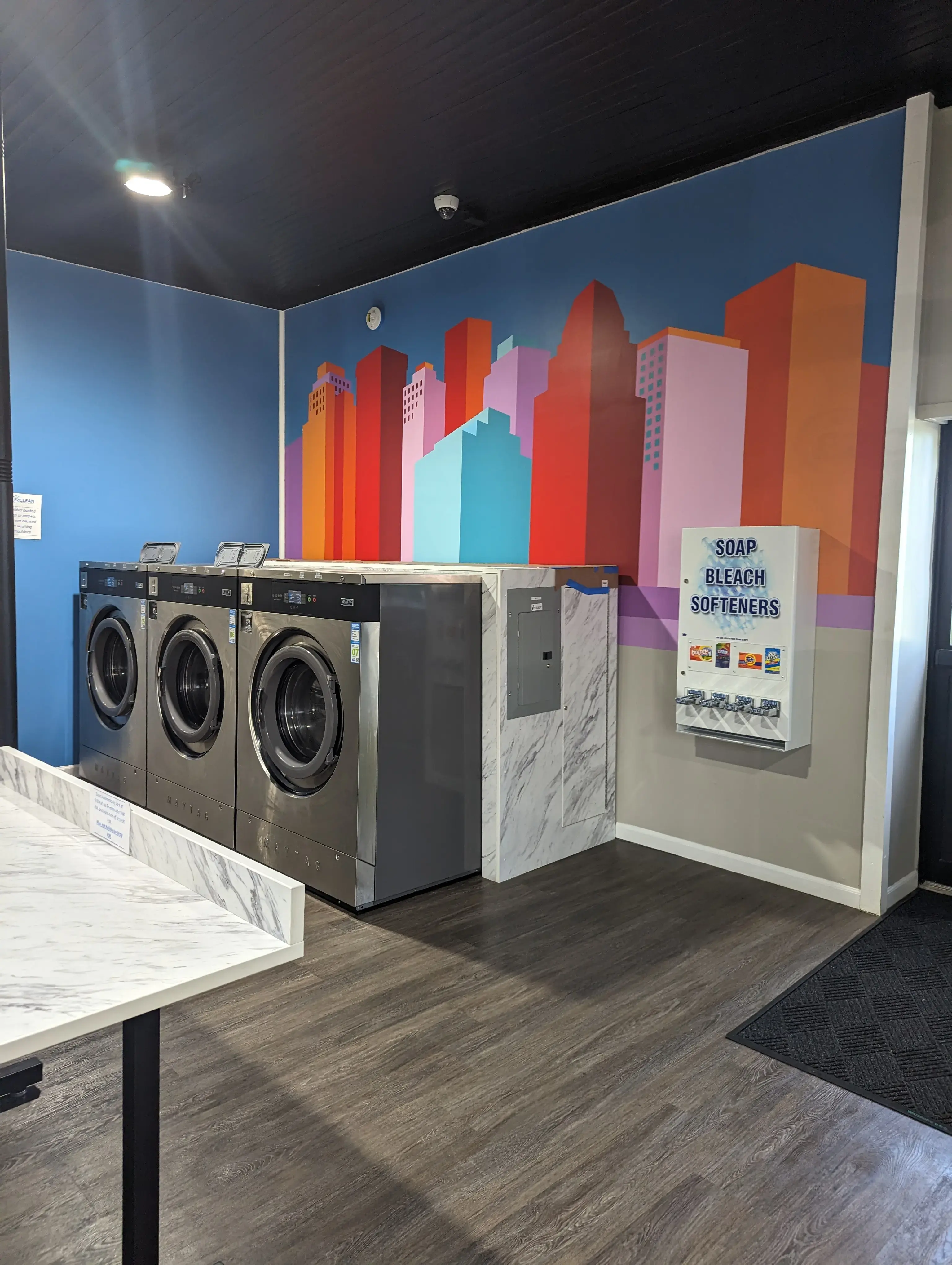 EZ Clean Laundromat thumbnail 12