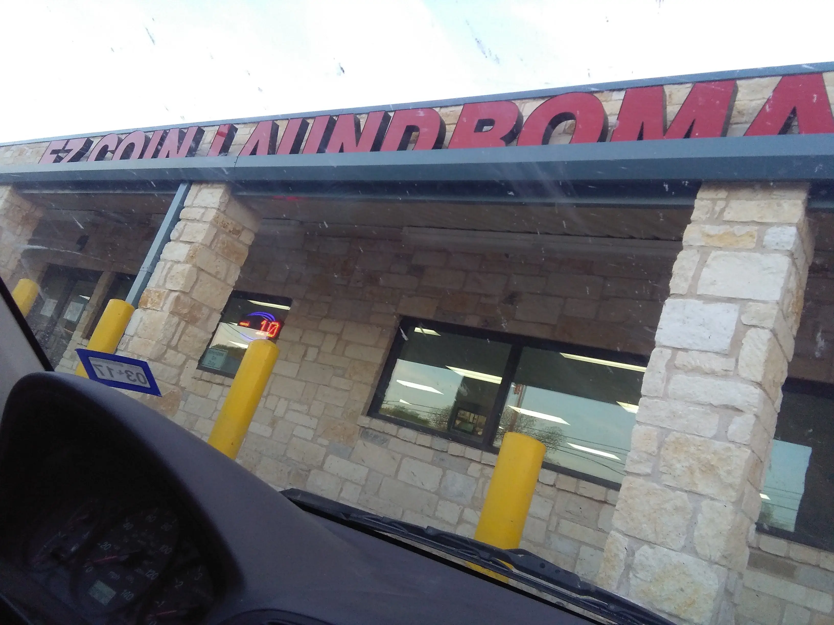 EZ Coin Laundromat thumbnail 7