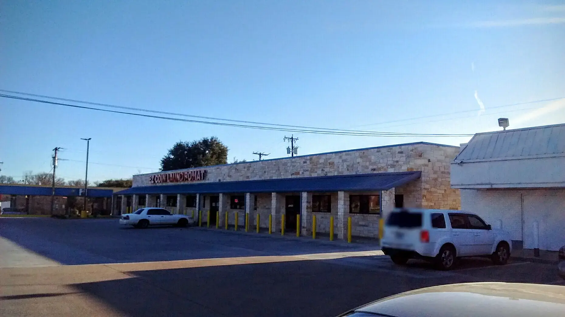 EZ Coin Laundromat thumbnail 4