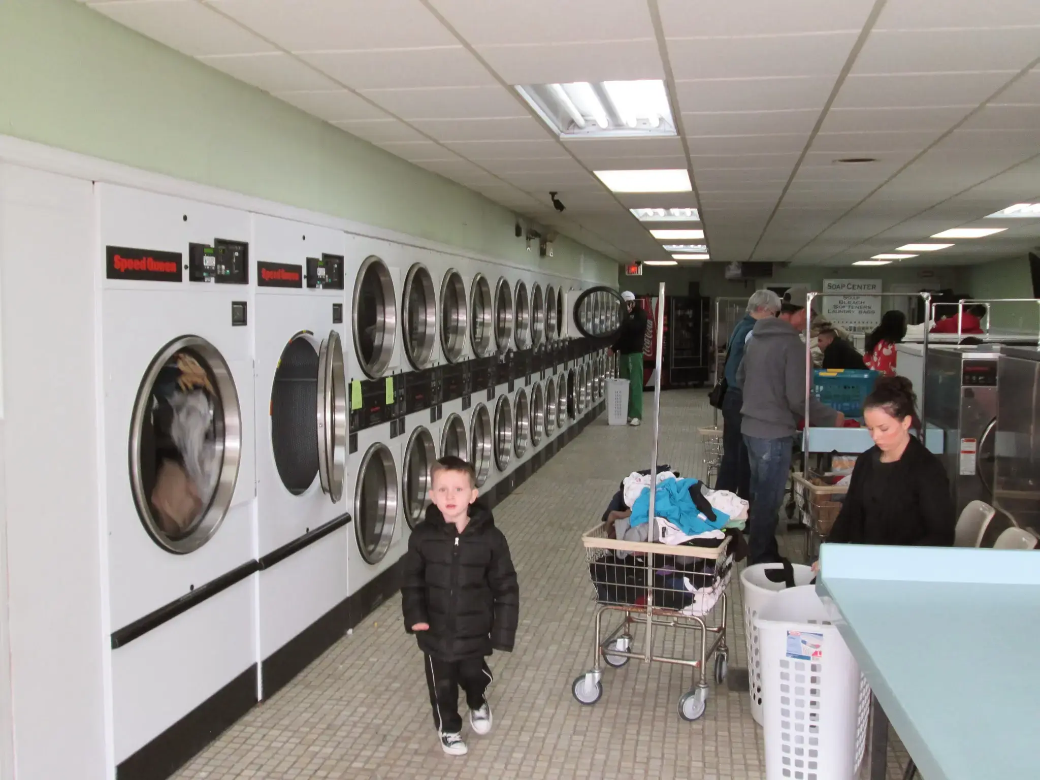 EZ Laundromat thumbnail 5