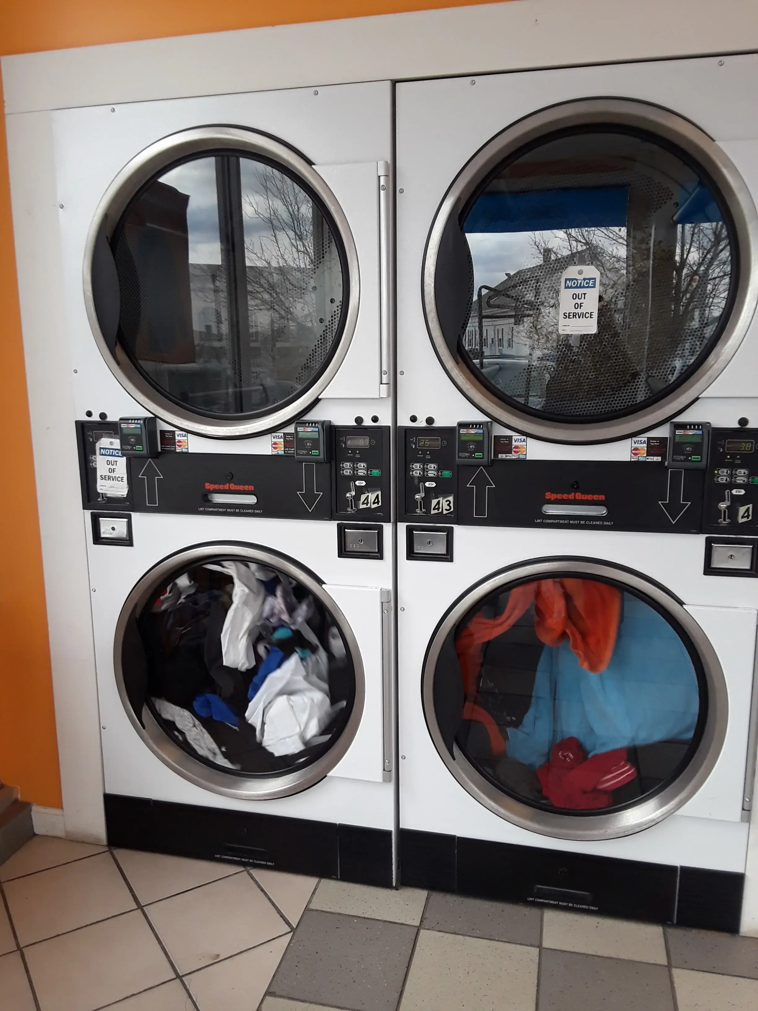 EZ Laundromat - Image 20