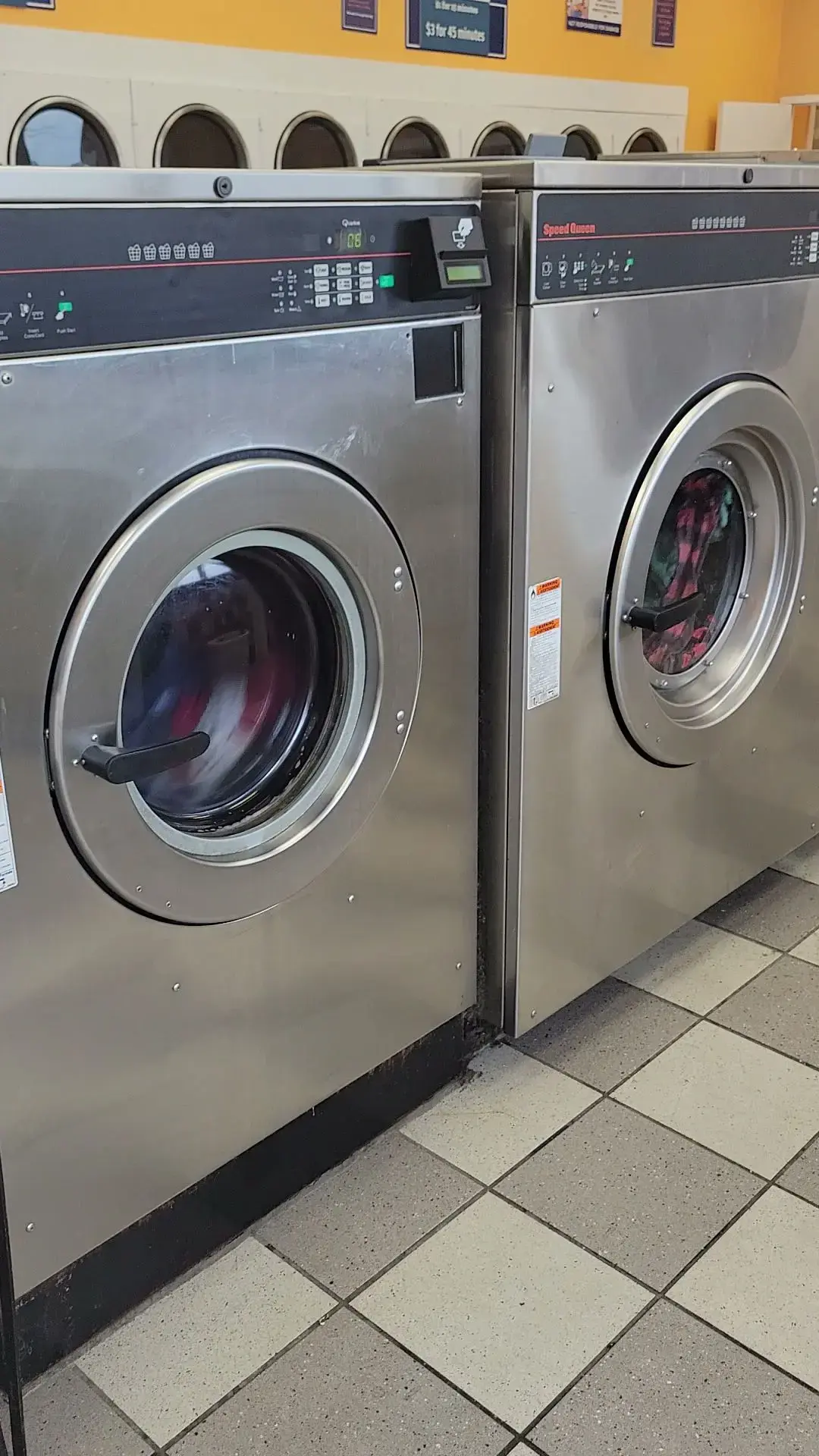 EZ Laundromat - Image 3