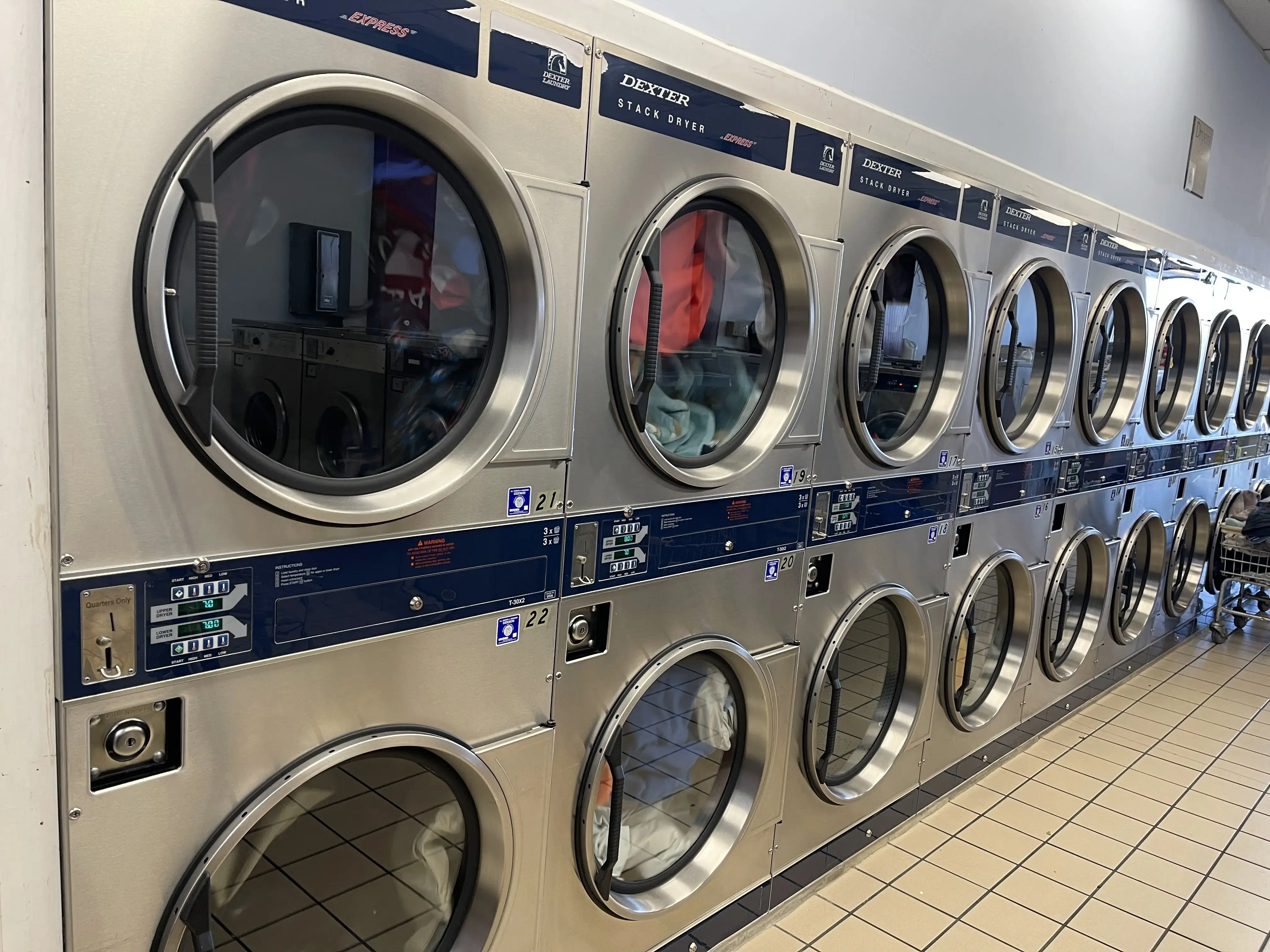 EZ LAUNDRY & DRY CLEANING thumbnail 13