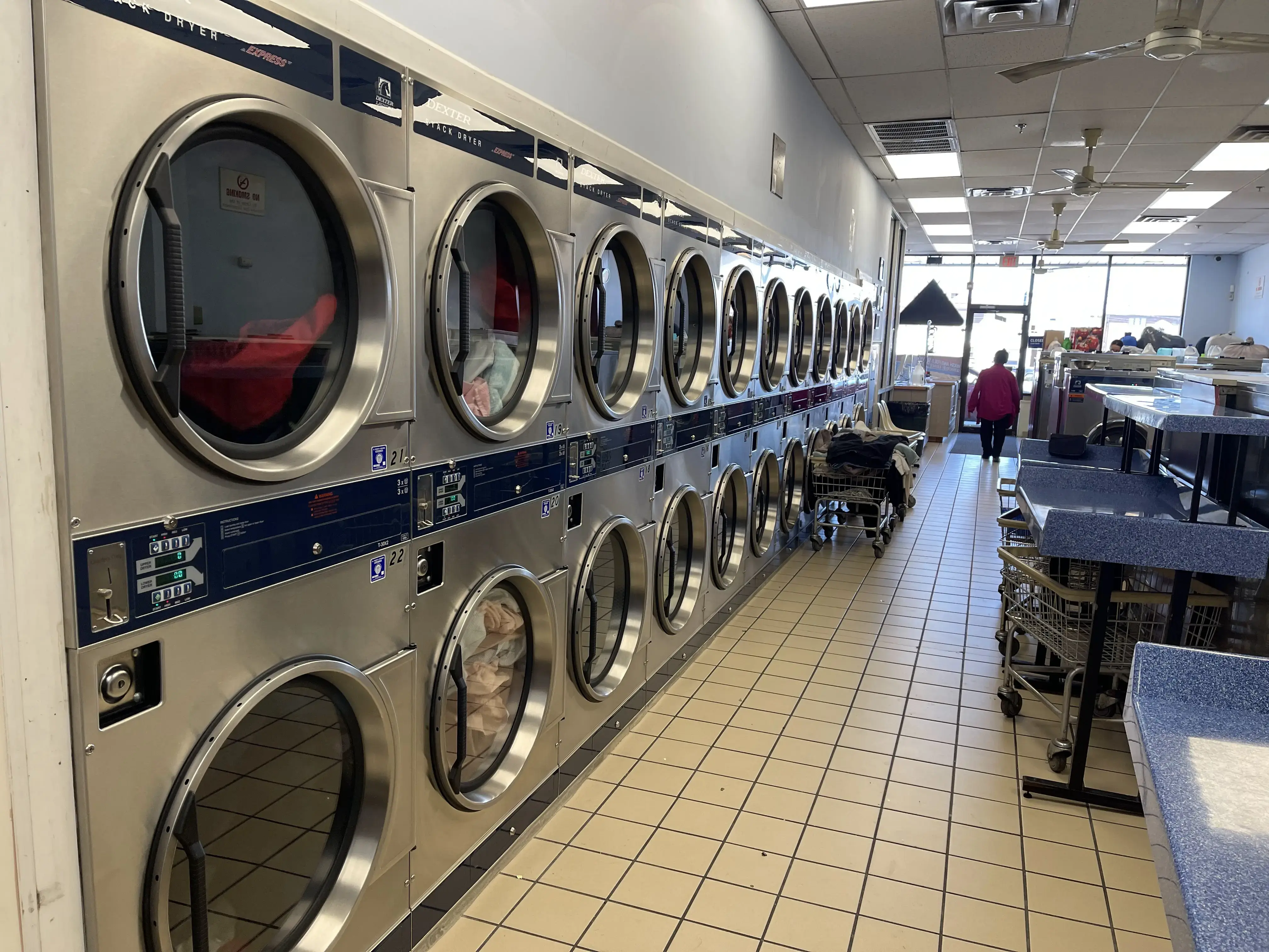 EZ LAUNDRY & DRY CLEANING thumbnail 11