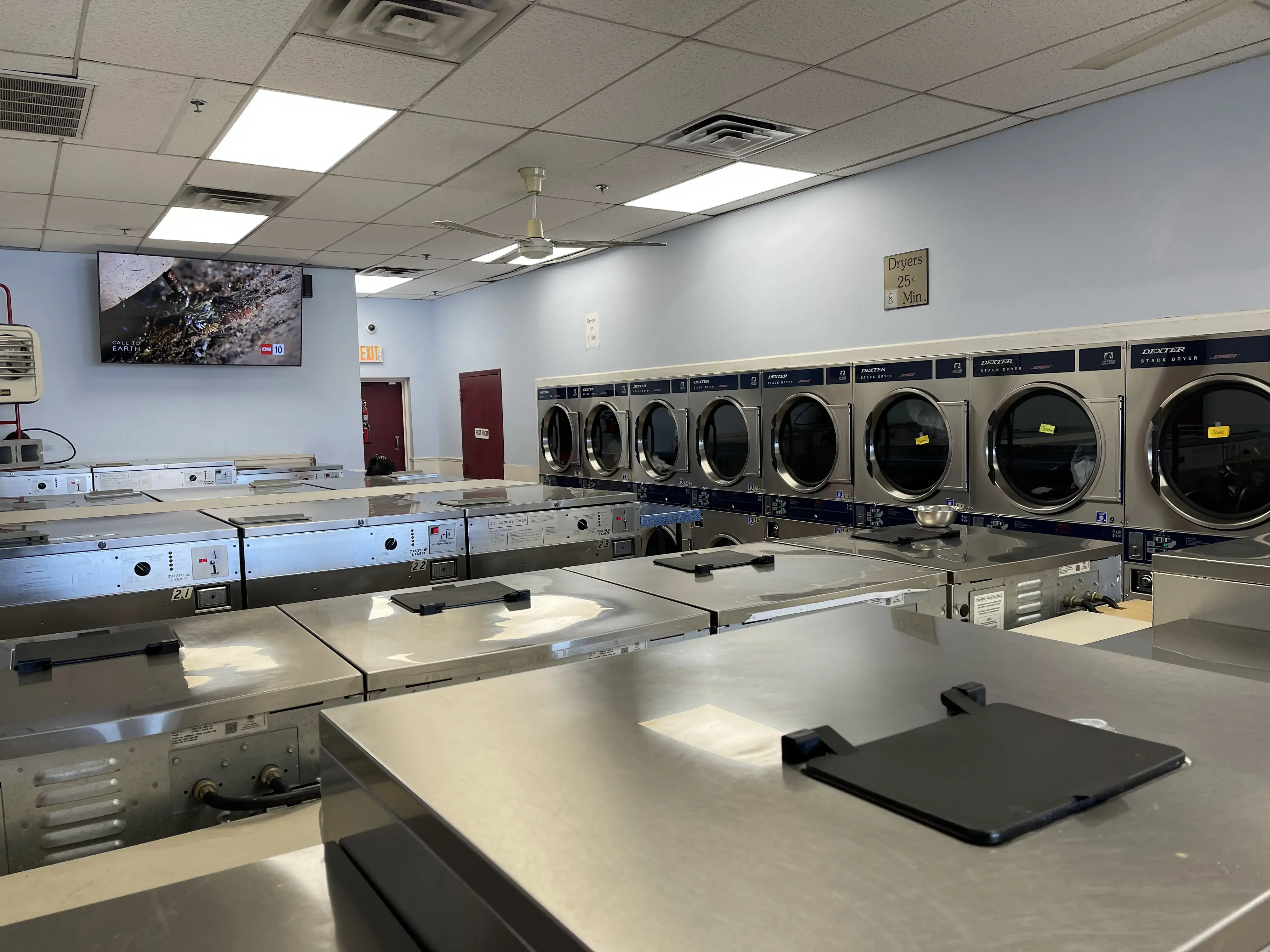 EZ LAUNDRY & DRY CLEANING thumbnail 7