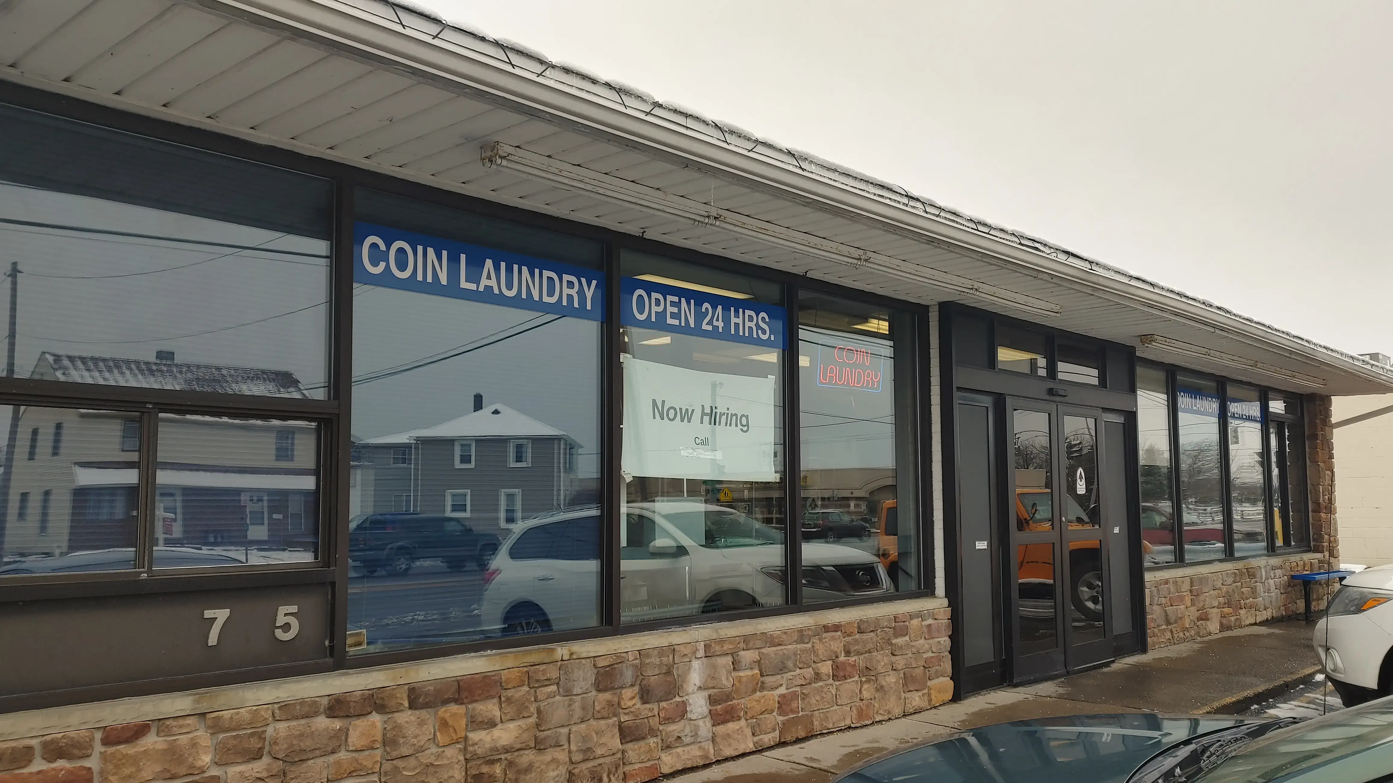 EZ Wash Laundry thumbnail 3