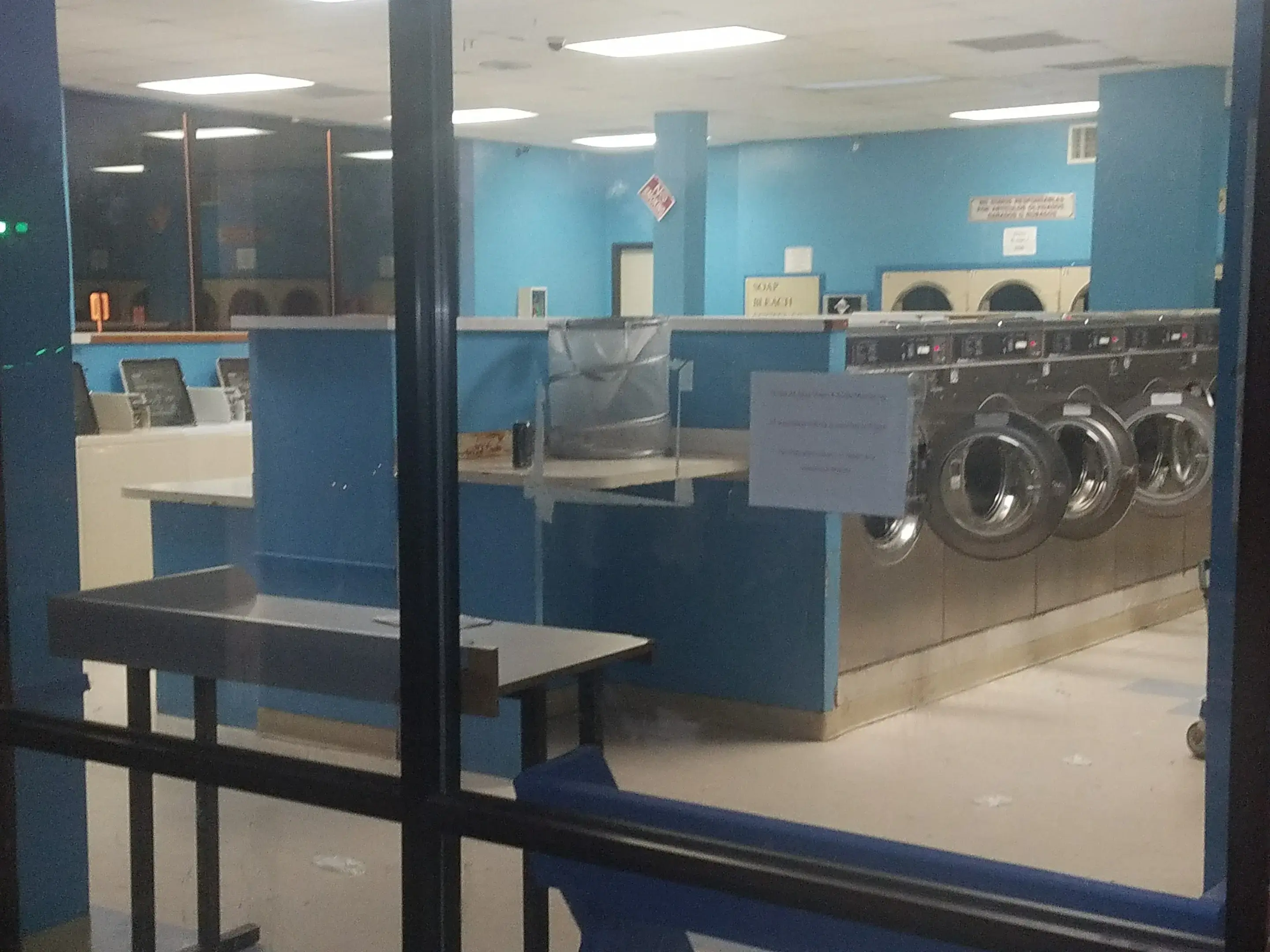 EZ Wash Laundry thumbnail 10