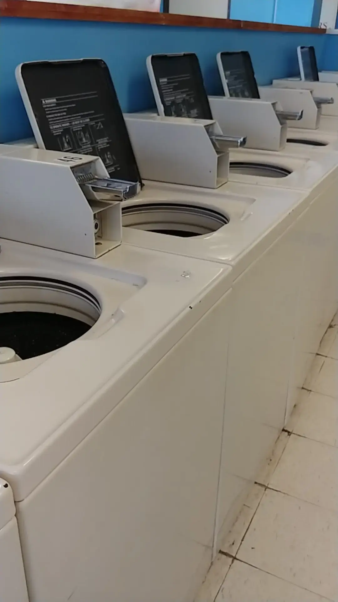 EZ Wash Laundry thumbnail 6