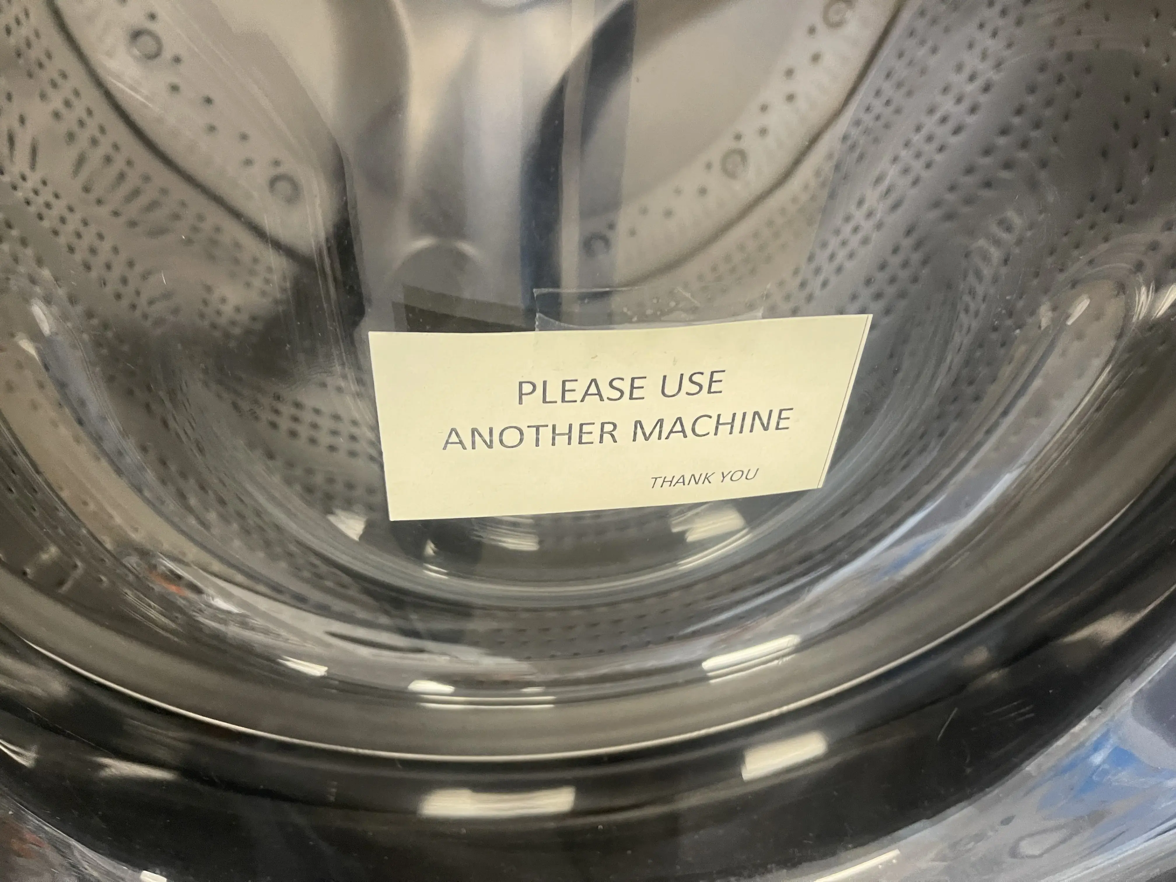 EZ Wash Laundry - Image 16