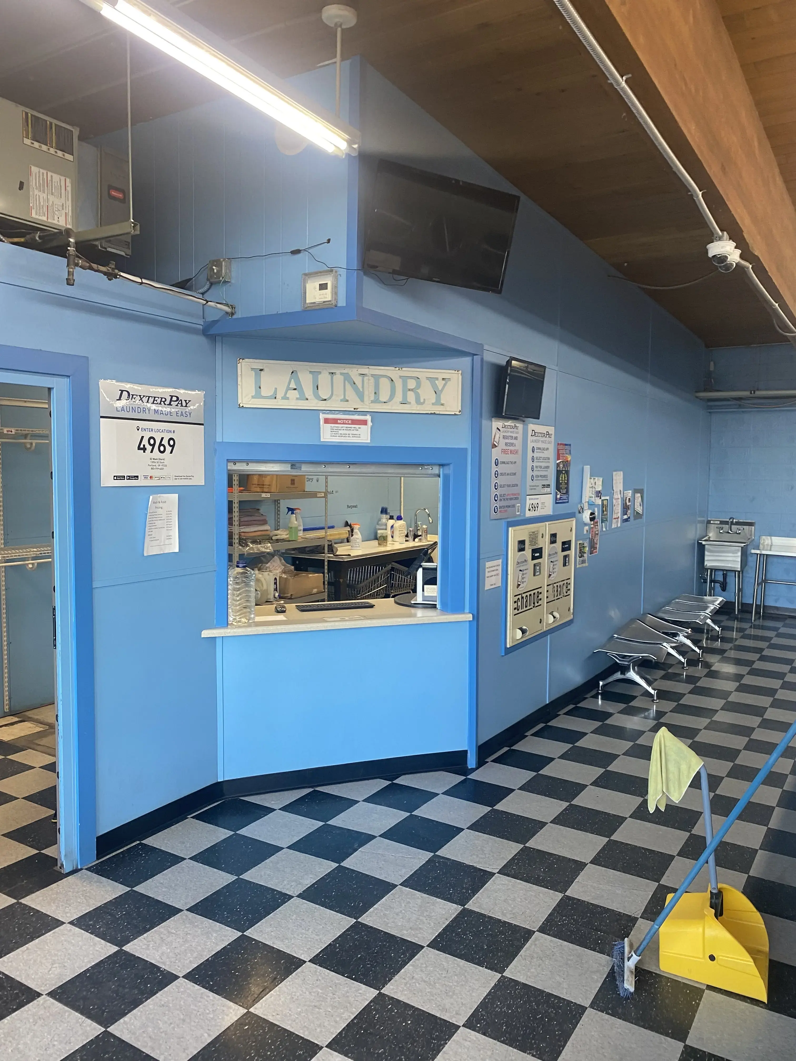 EZ Wash Laundry thumbnail 11