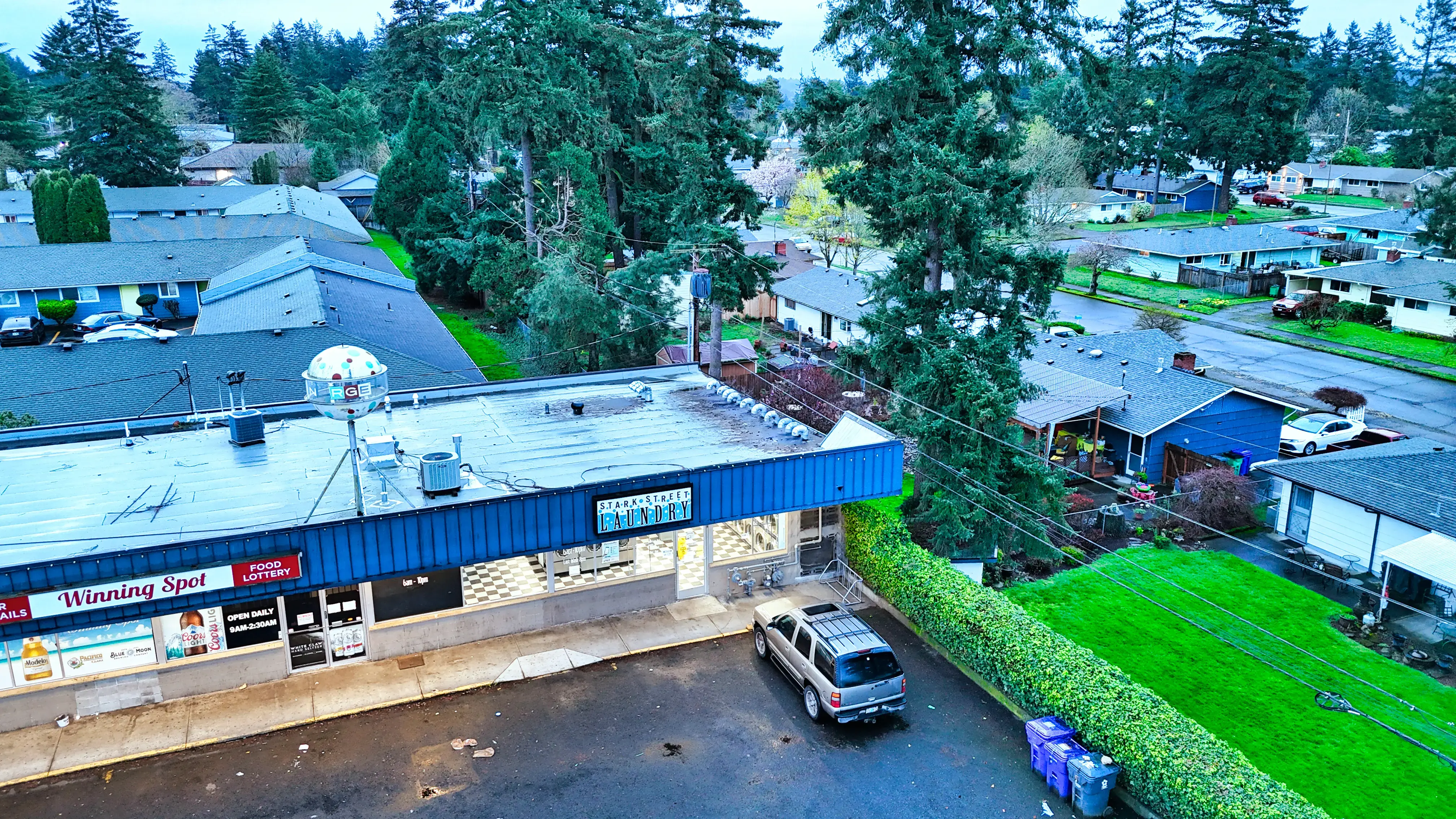 EZ Wash Laundry - Image 3