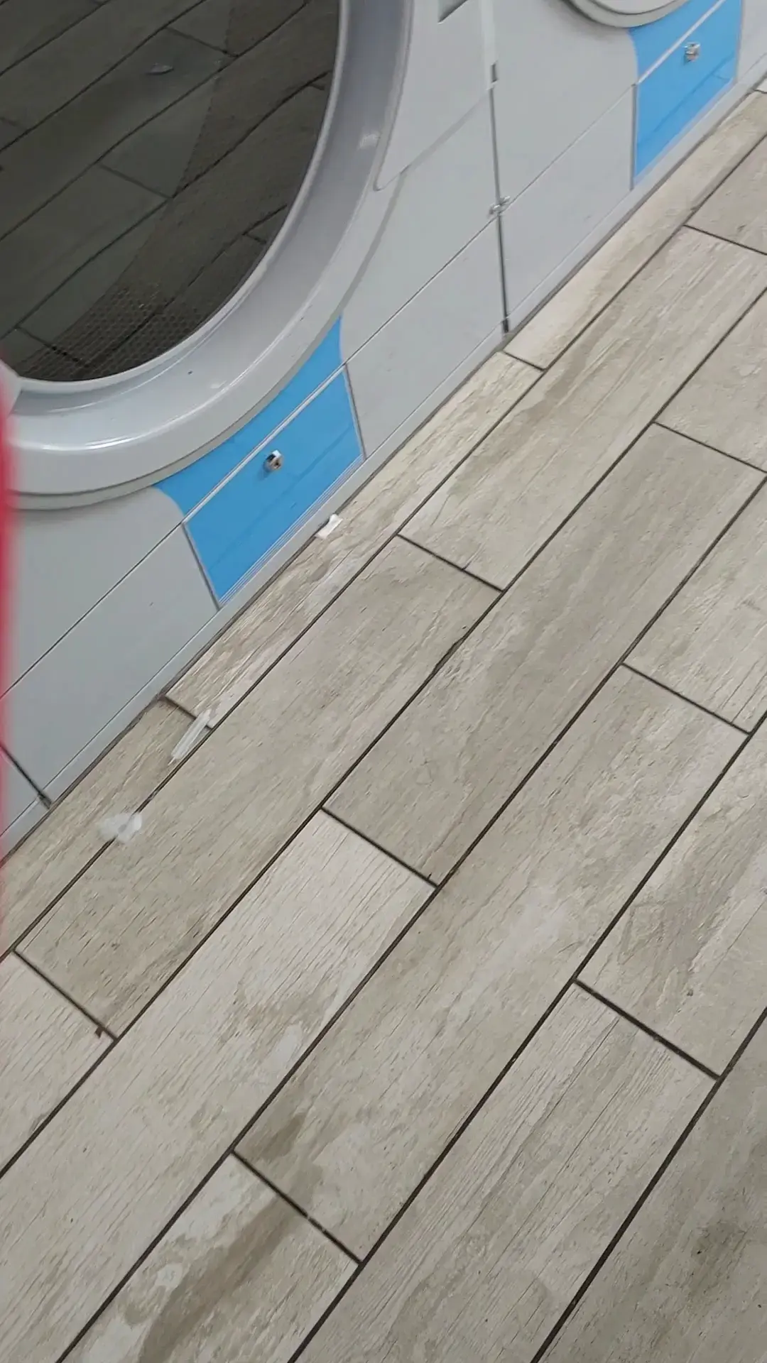 EZ WASH N DRY - Laundromat in Arlington TX - Image 20