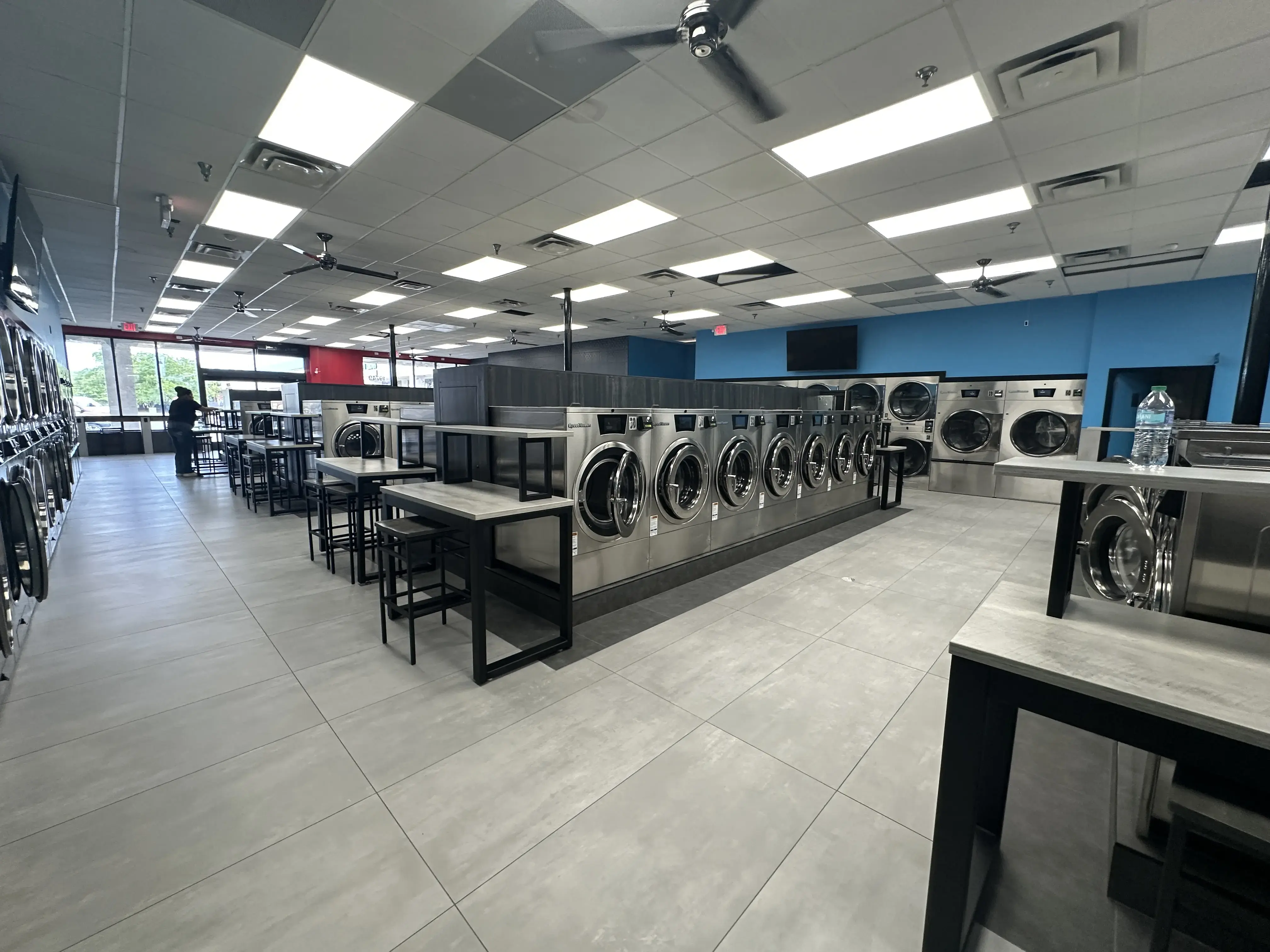 EZEE LAUNDROMAT thumbnail 7