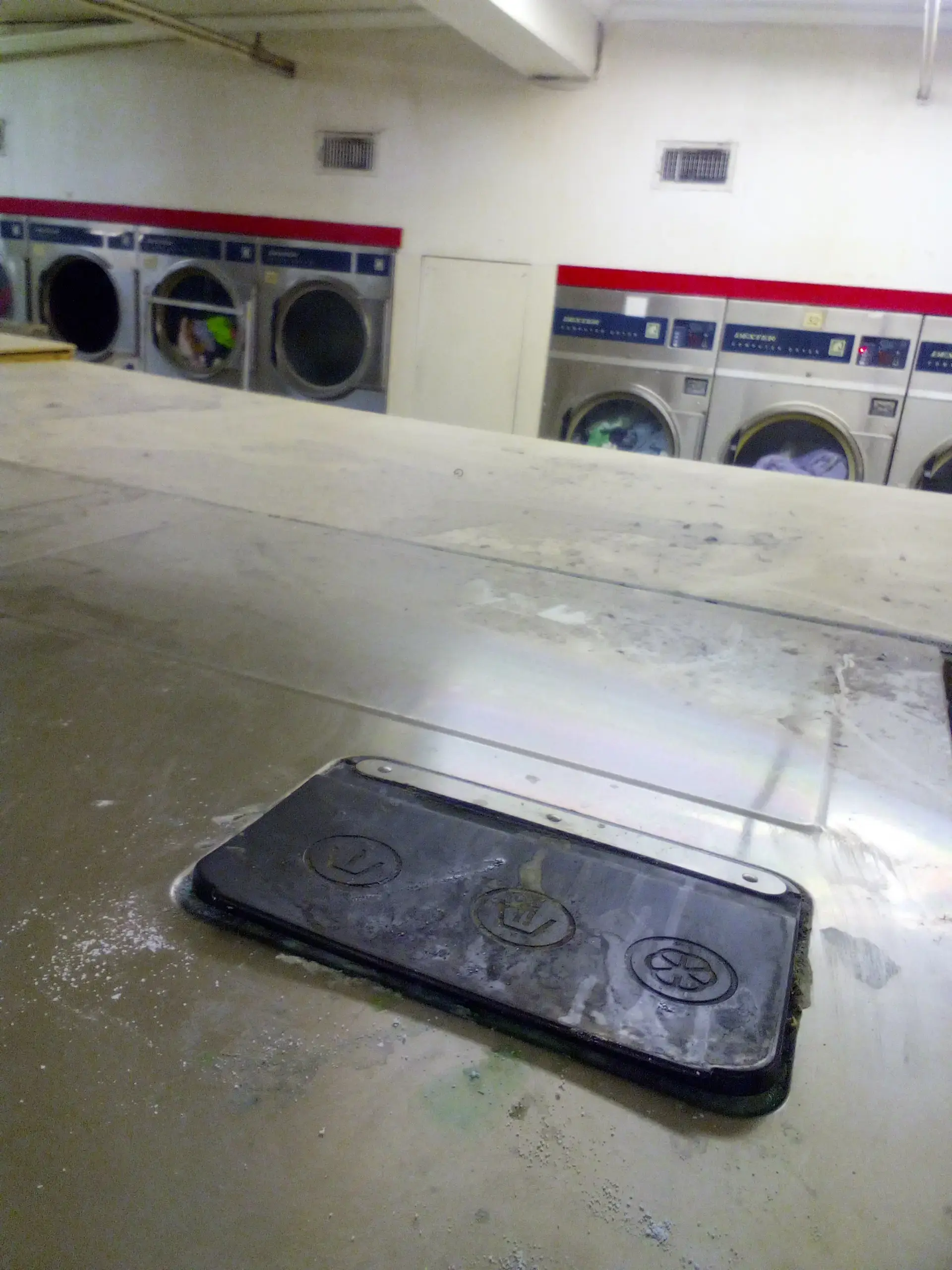 Fabric Care Washateria - Image 10