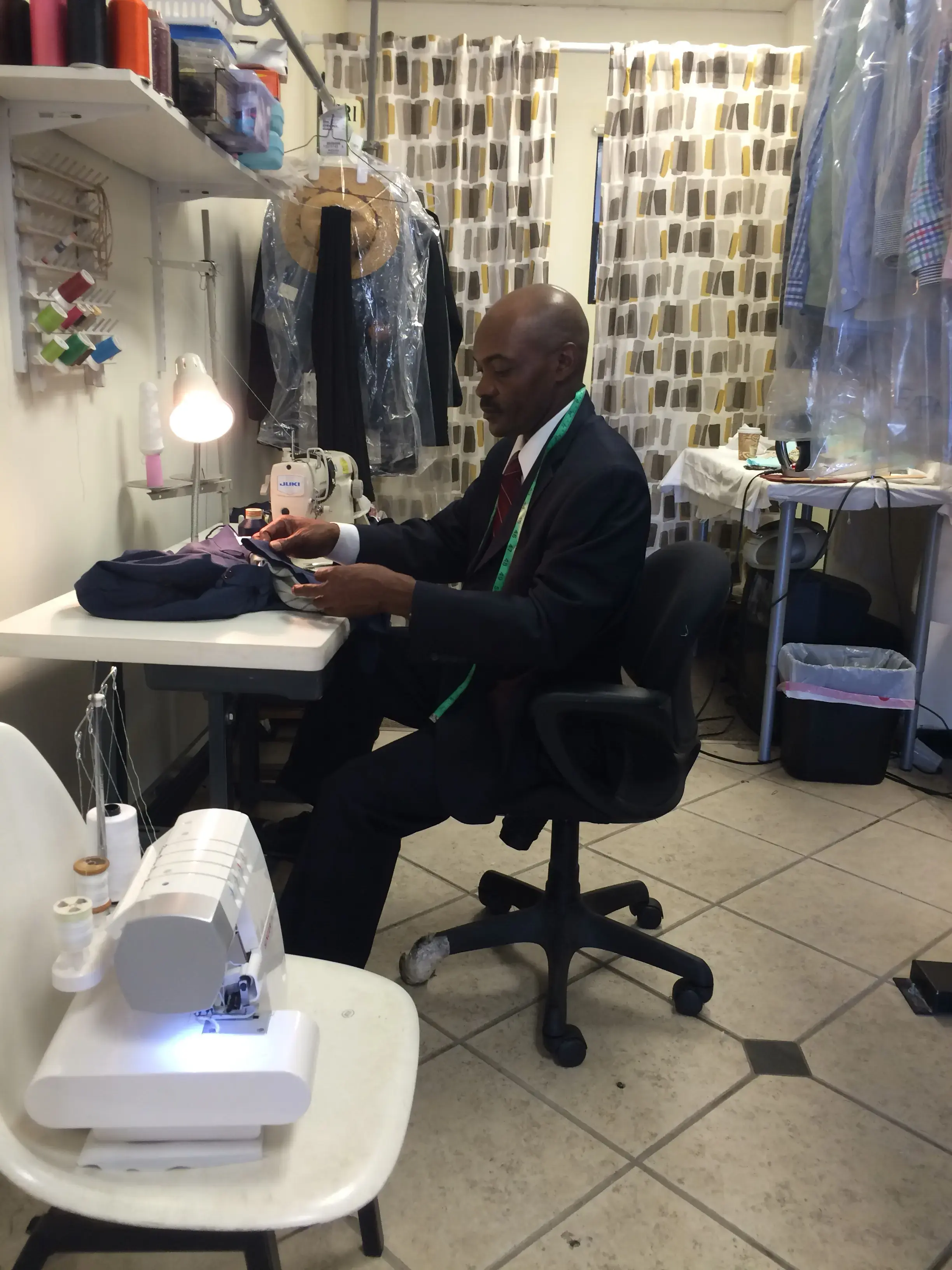 Fabricare Cleaners - Harry's Corner Fairfield thumbnail 18