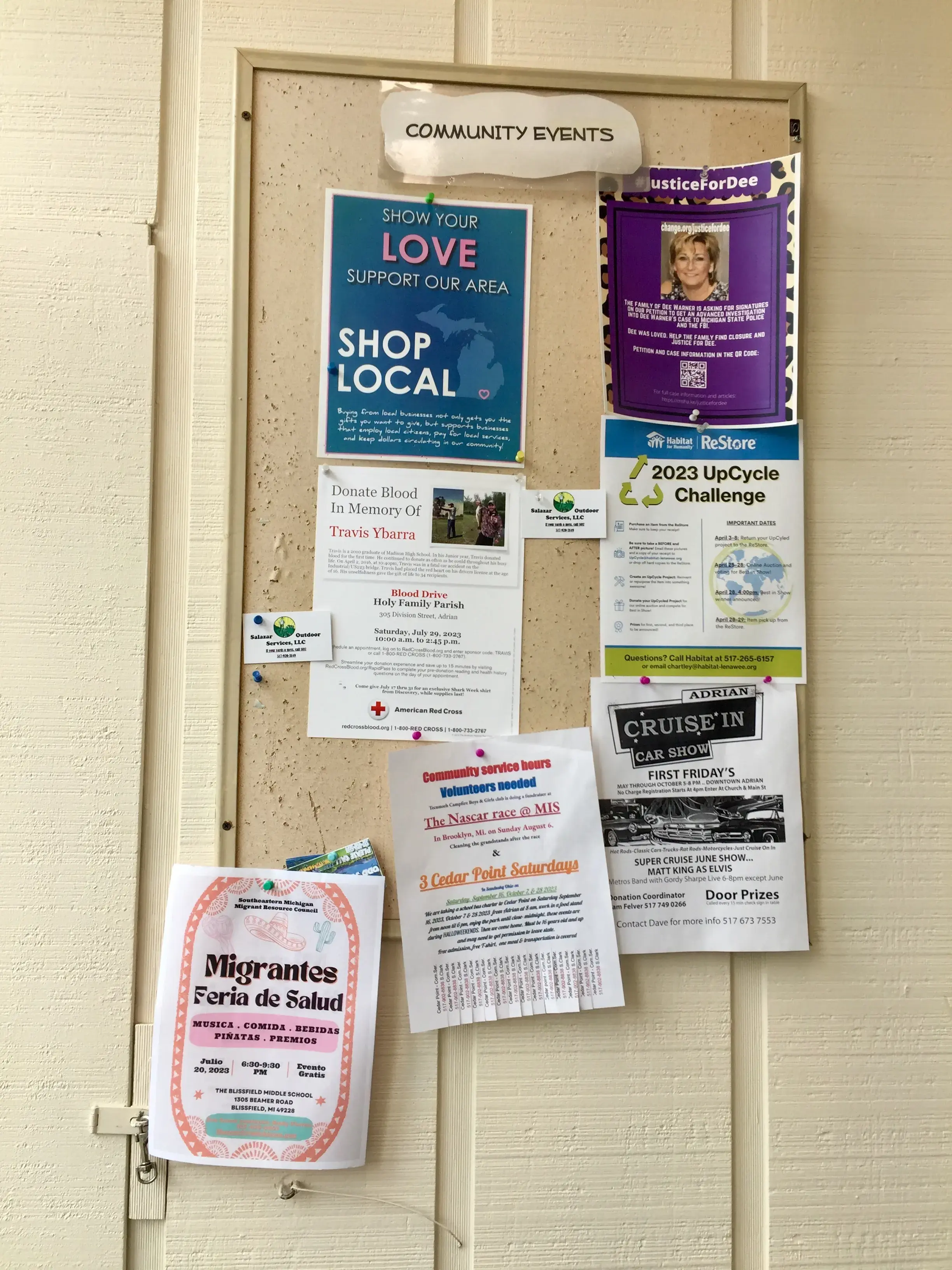 FabriCare Express Laundry and Dry Cleaning - Image 10