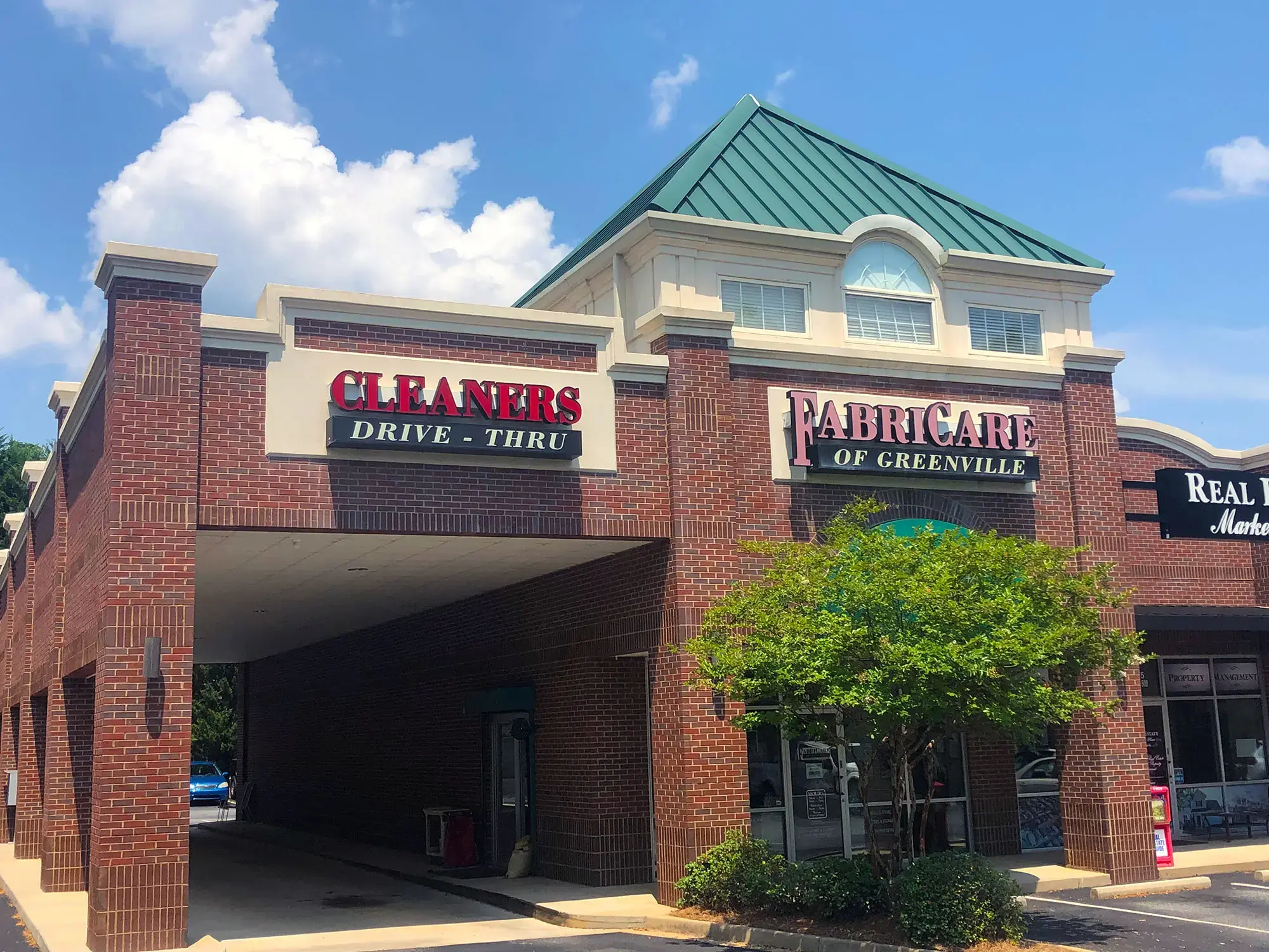Fabricare of Greenville Professional DryCleaners location