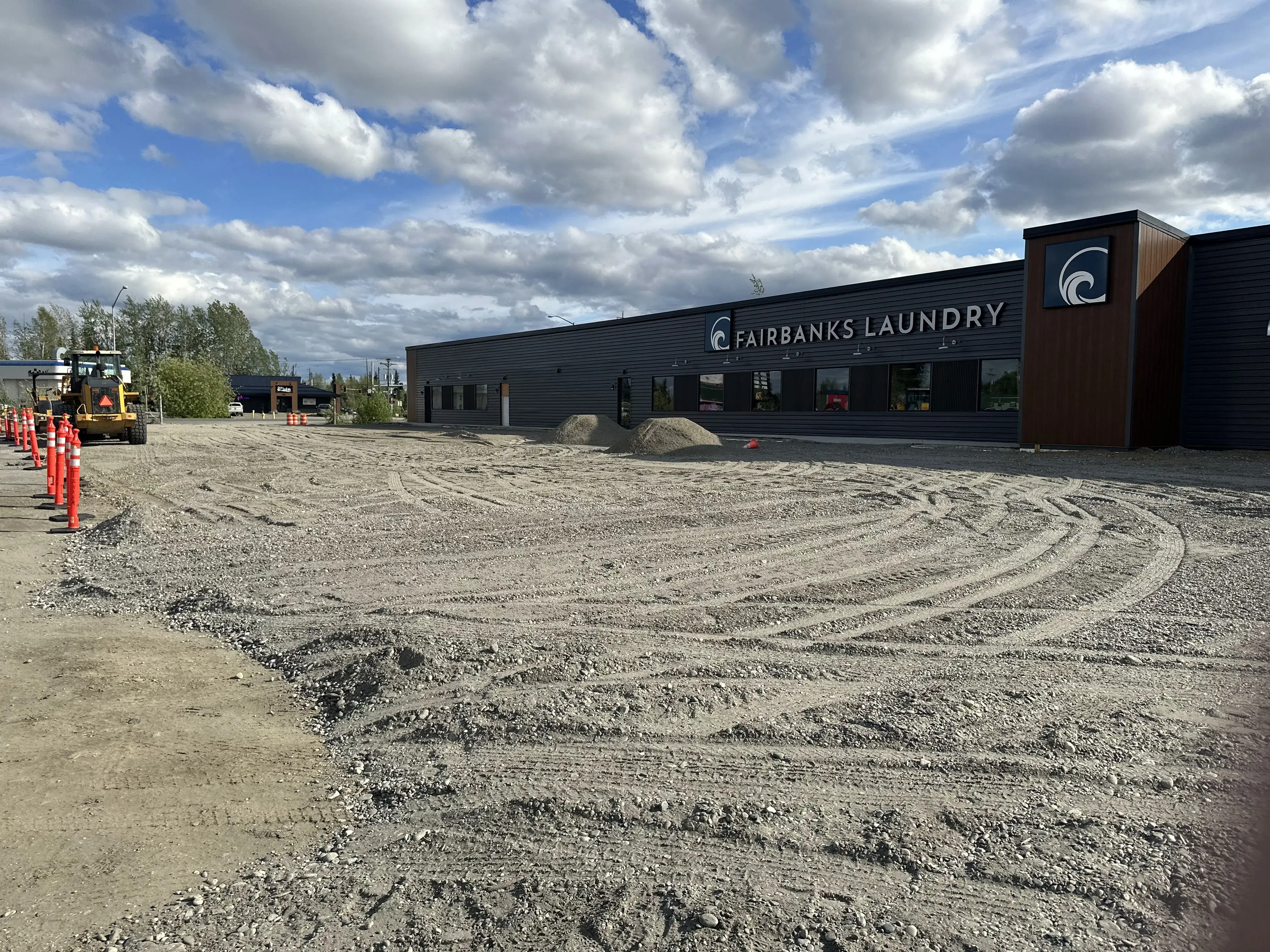 Fairbanks Laundry - Image 11
