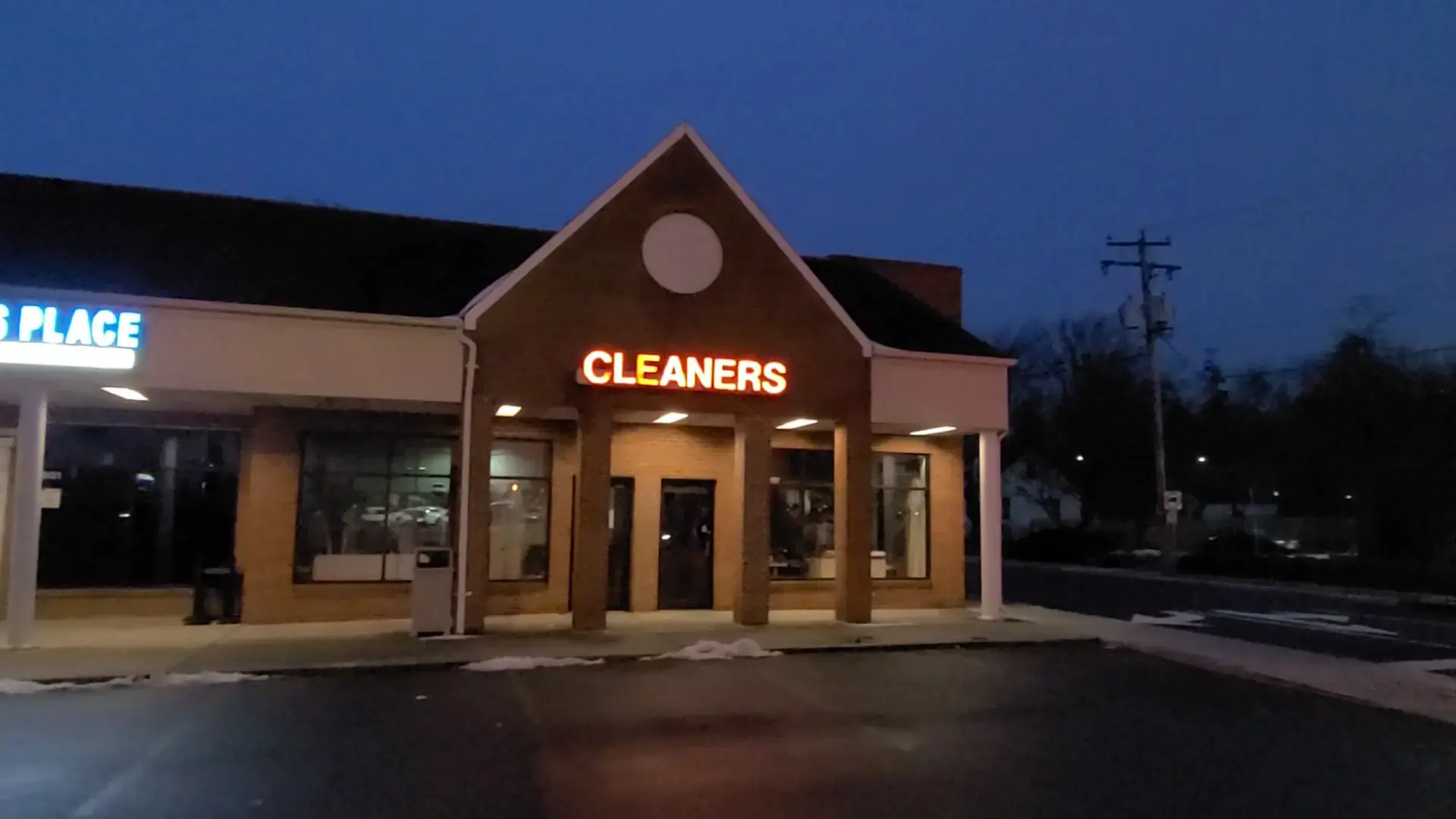 Fairfax Dry Cleaners - Image 5