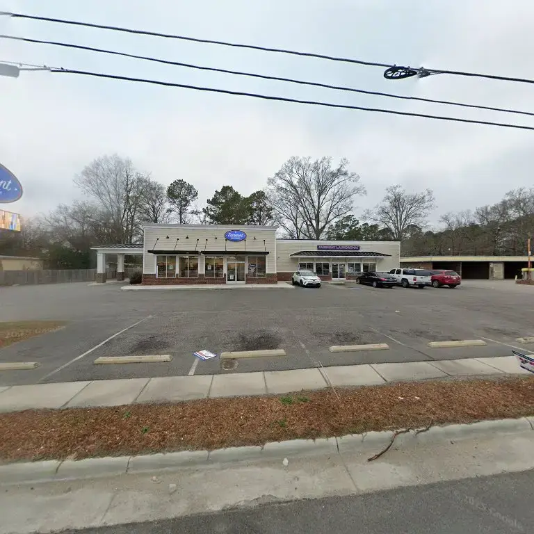 Fairmont Laundromat - Image 7