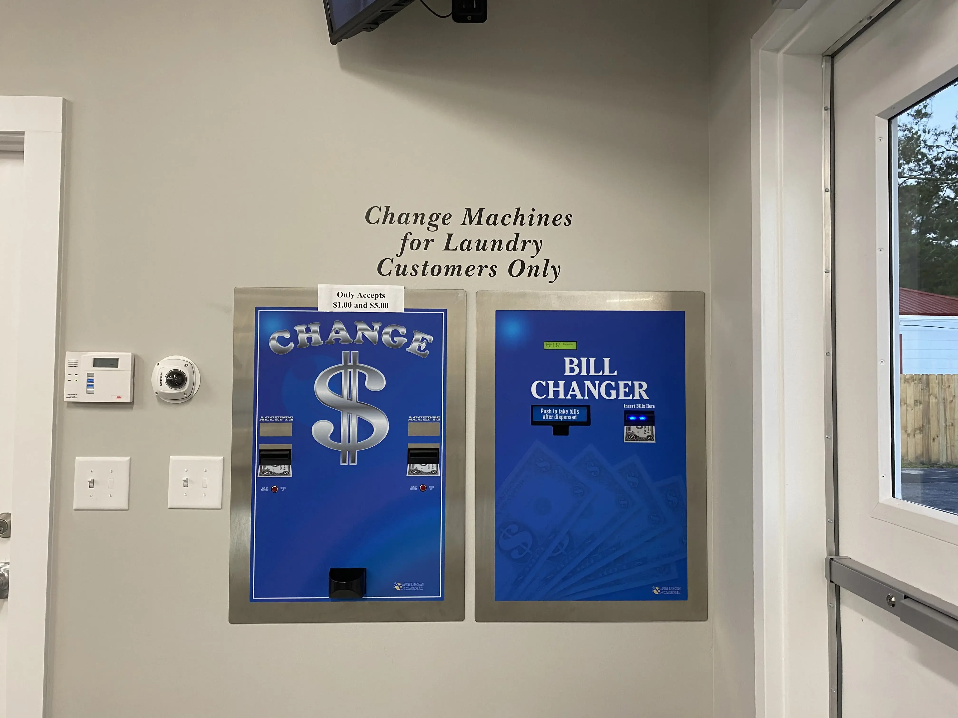 Fairmont Laundromat thumbnail 5