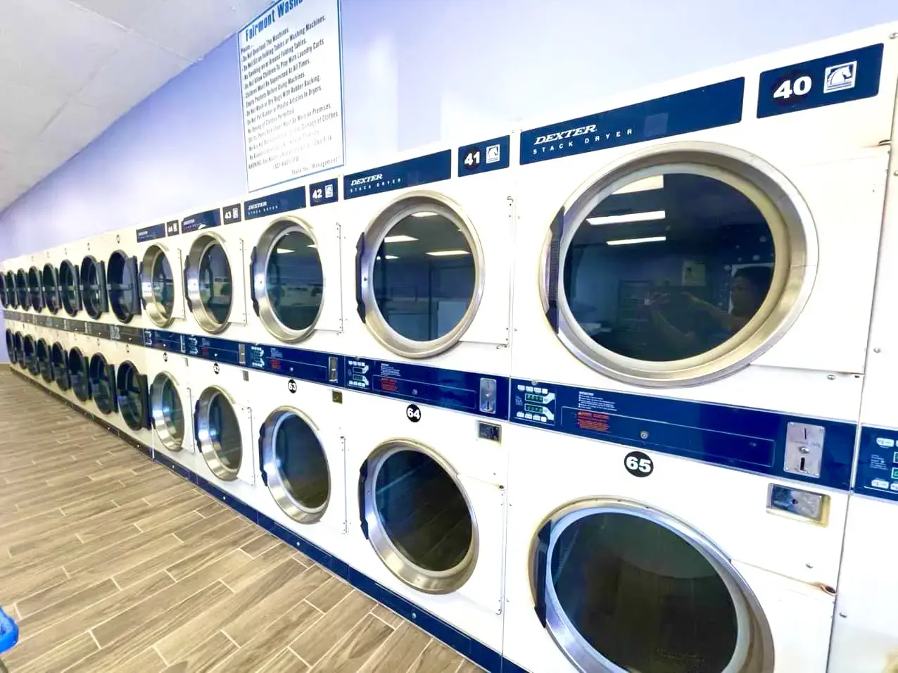 Fairmont Washateria - Image 1